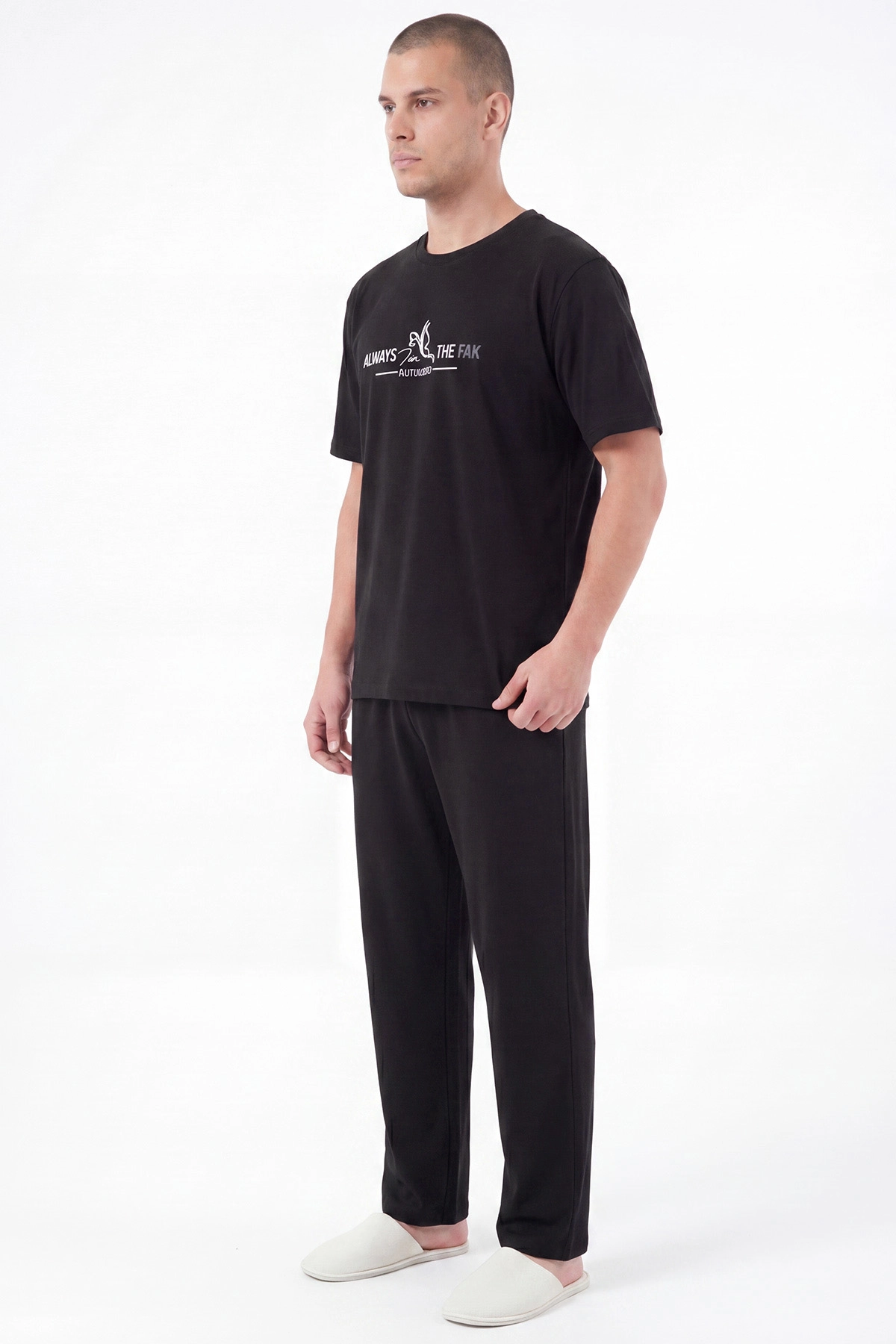 Siyah Bisiklet Yaka Yazı Detaylı Erkek Kısa Kollu Pijama Takımı 459141