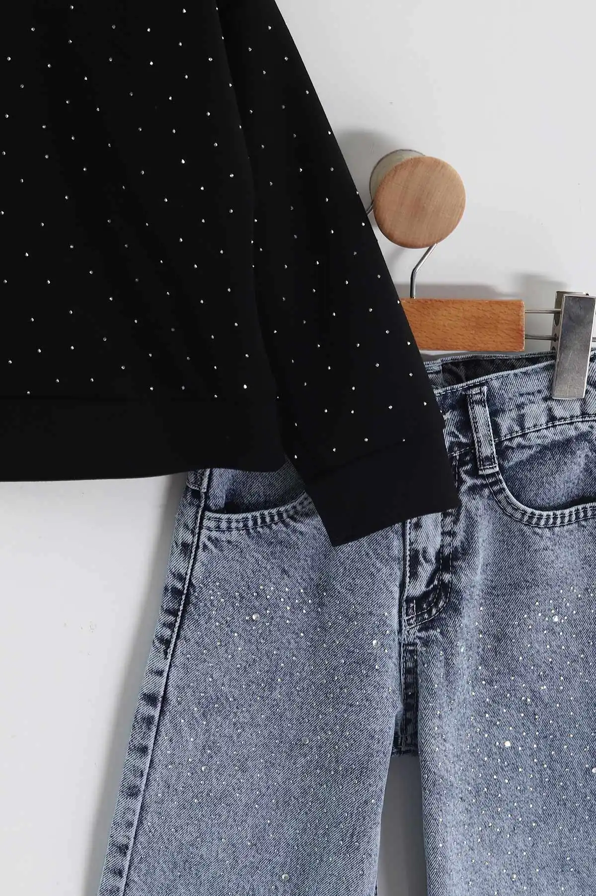 Siyah Buz Mavi(3-10 Yaş)   Taş Baskılı  Oysho Sweatli Kot Pantolonlu Kız Çocuk 2'li Takım 439891
