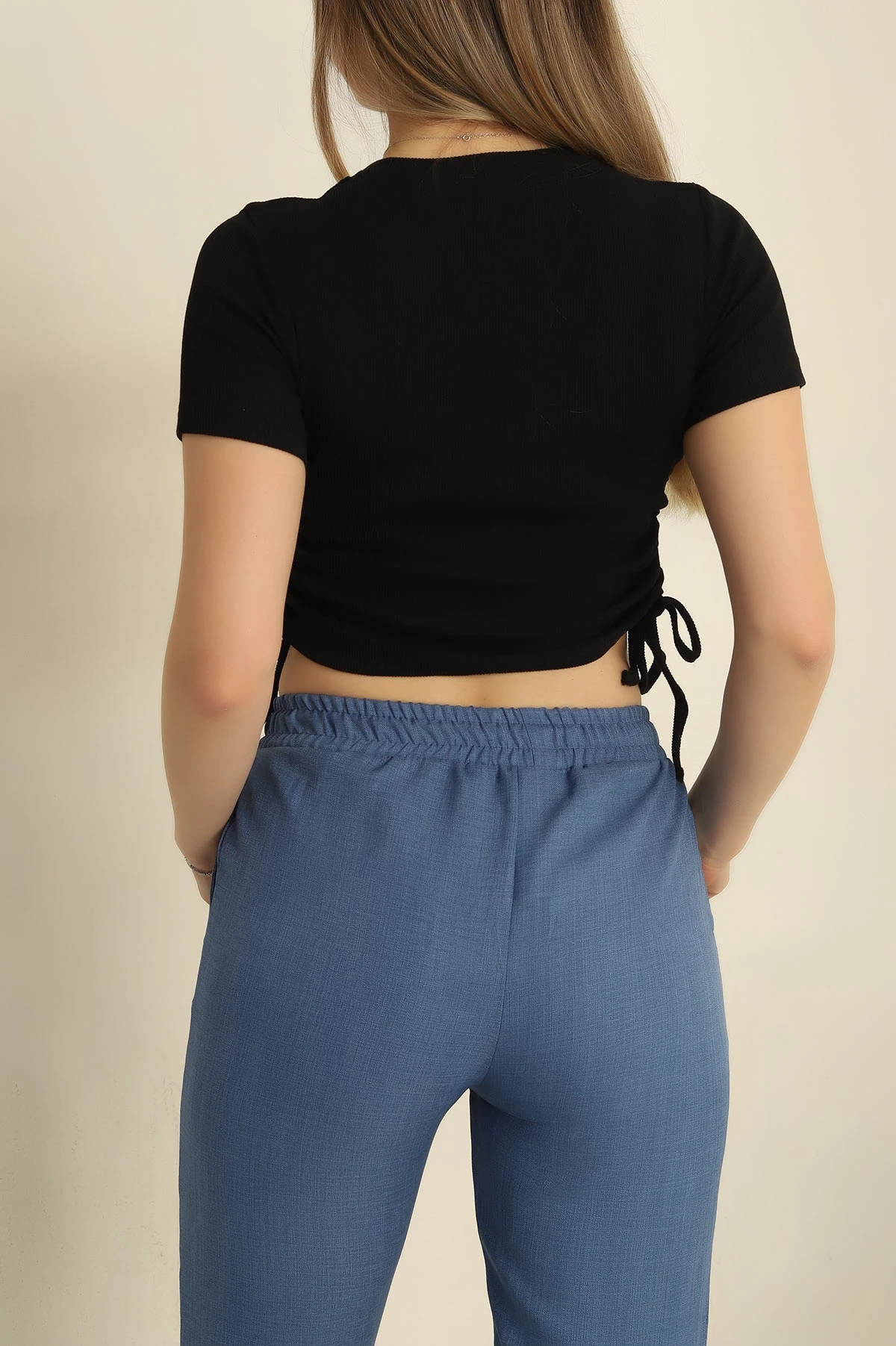 Siyah Büzgülü Fitilli Bluz 252666