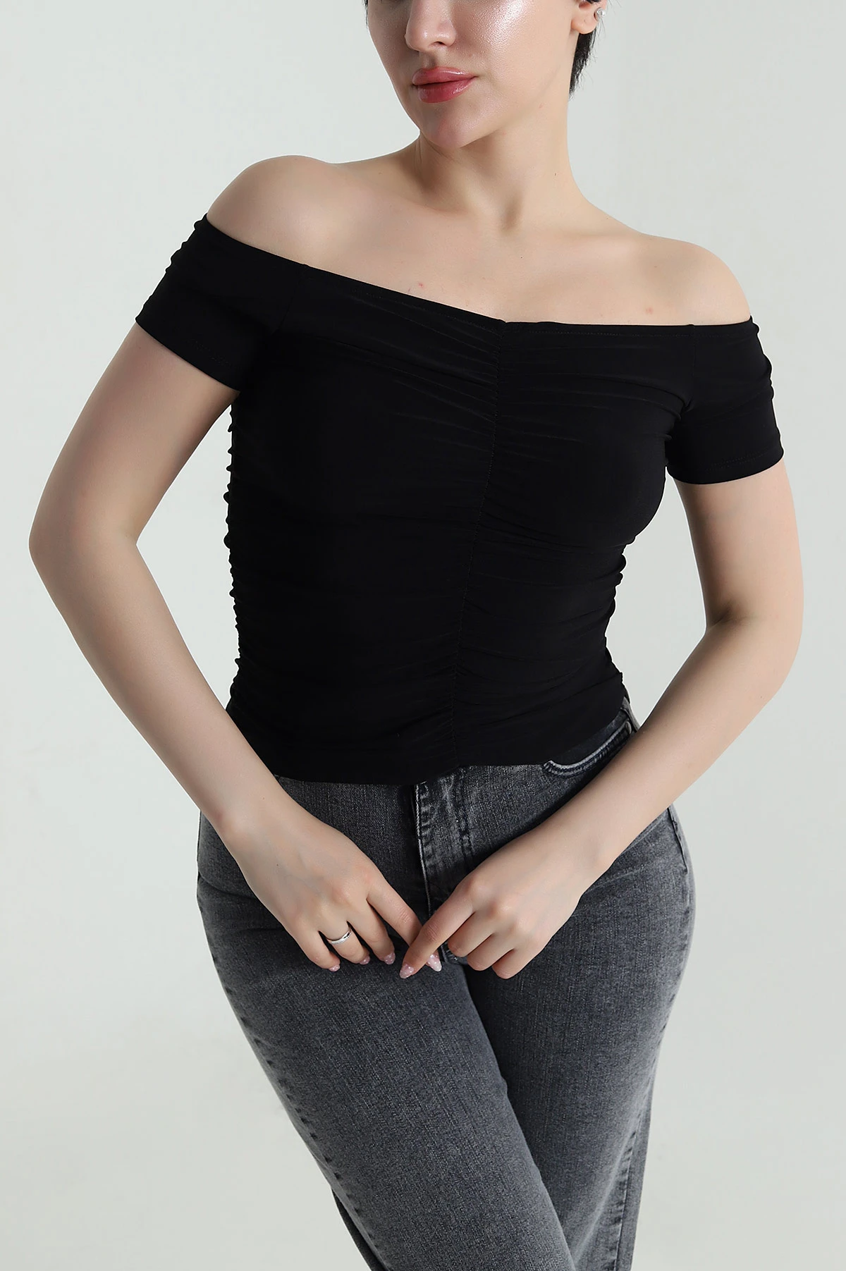Siyah Büzgülü Likralı Buzzy Kadın Bluz 458064
