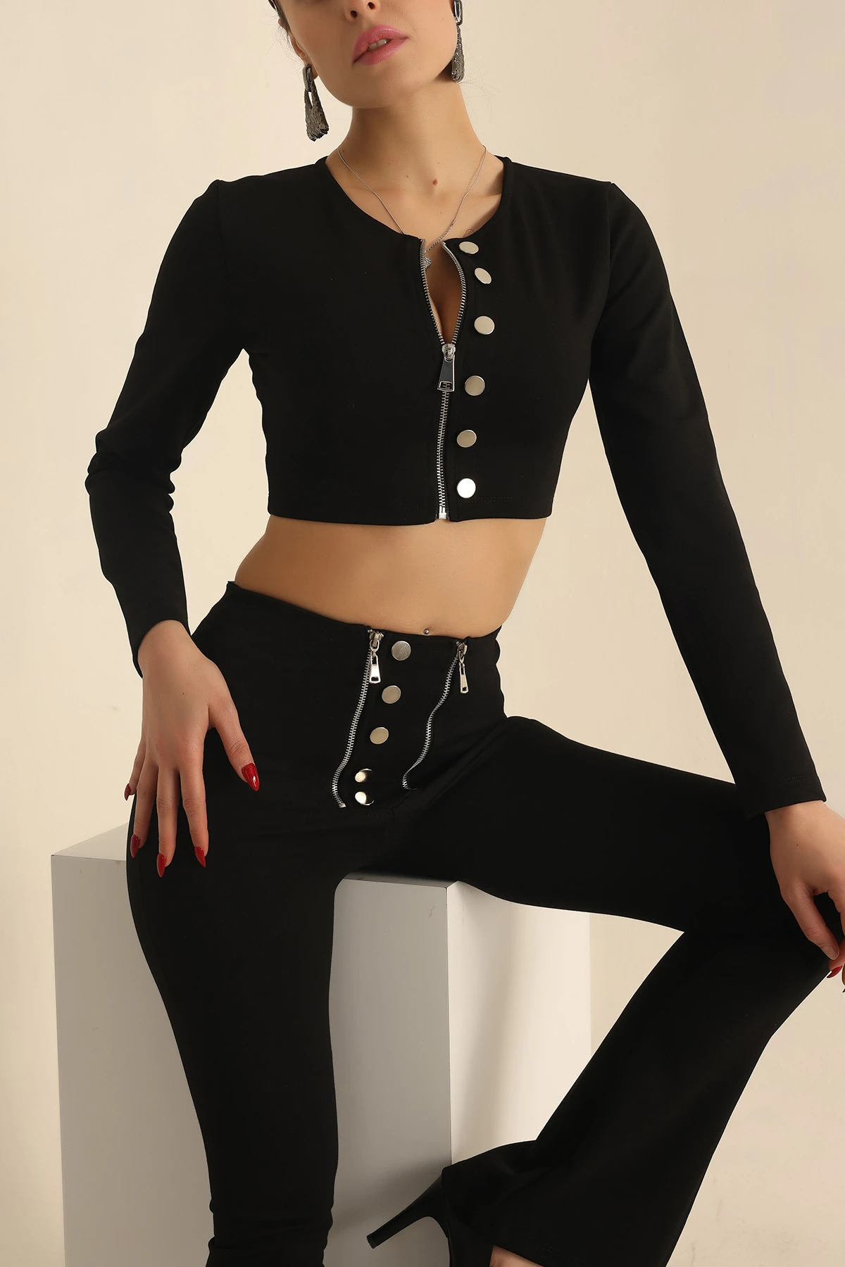 Siyah Çelik Örme Kadın Crop Bluz 231624