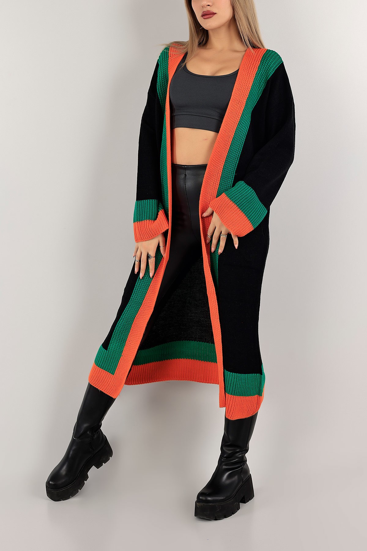 Siyah Cepli Uzun Triko Hırka 143311