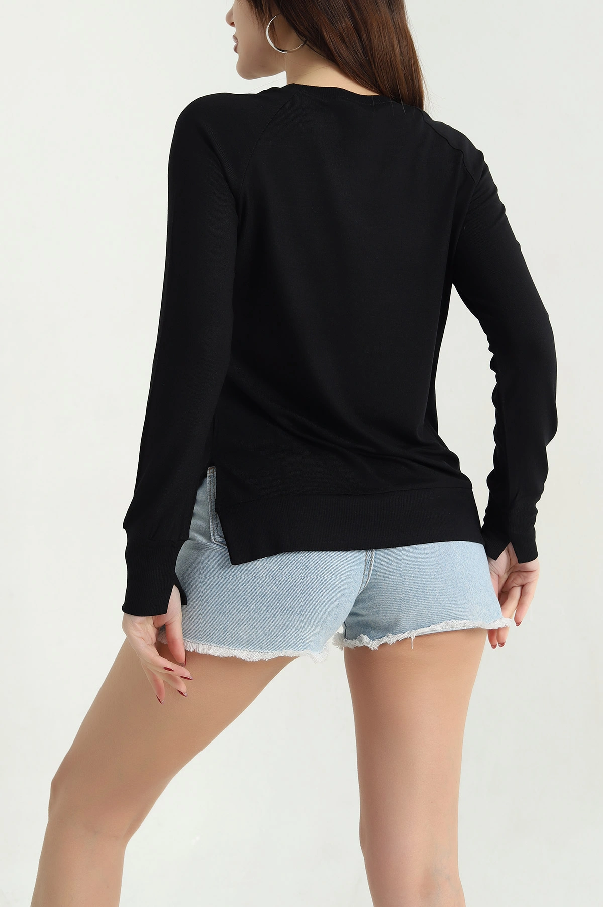 Siyah Çilek Kumaş Likralı Bluz 339266