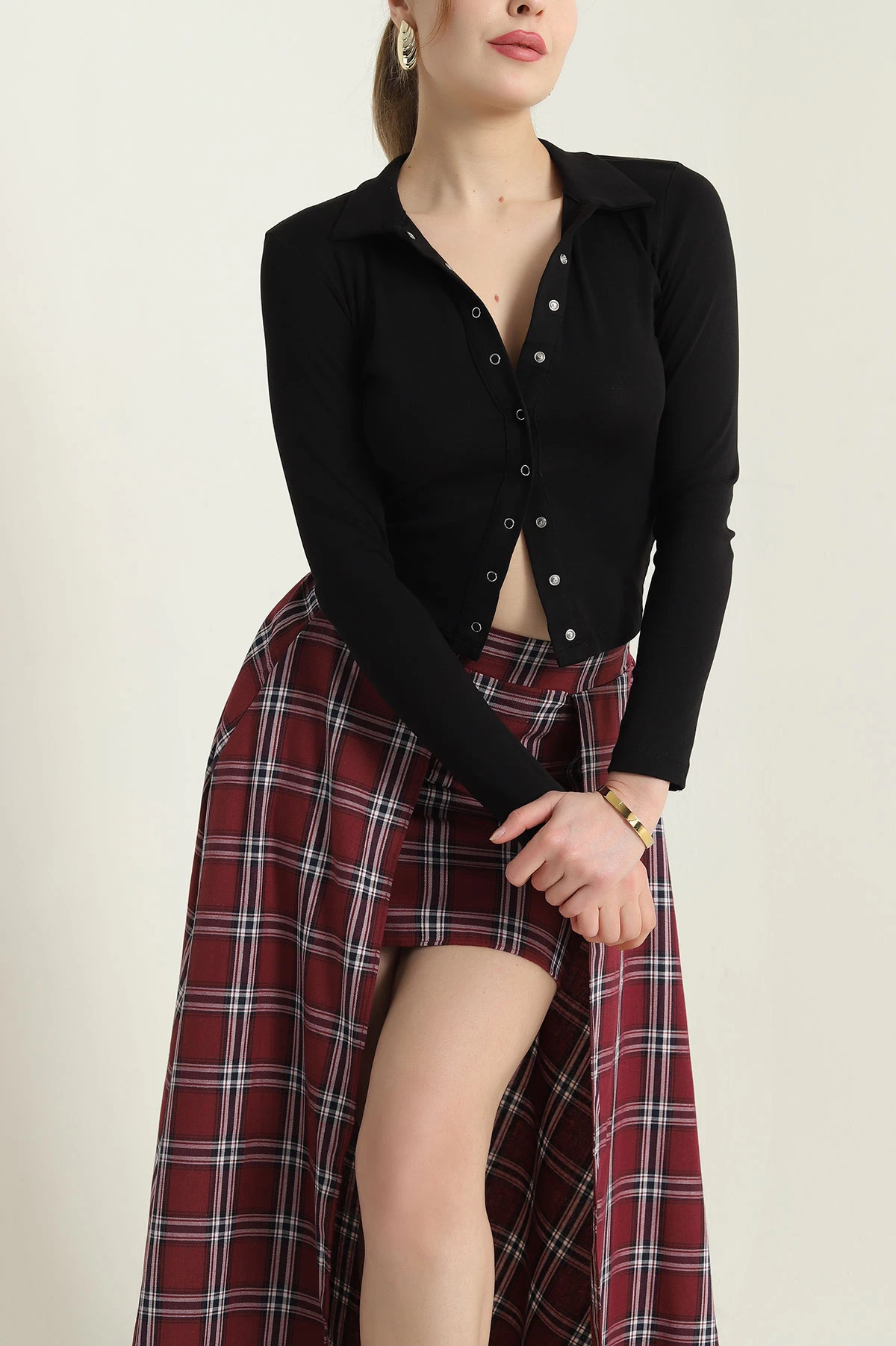Siyah Çıtçıtlı Yakalı Ribana Kadın Bluz 432726