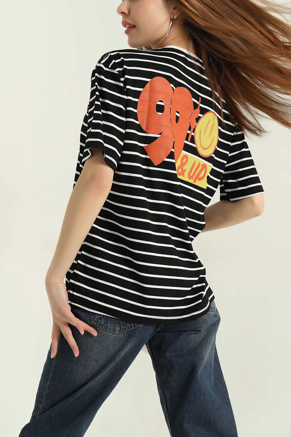 Siyah Çizgili Oversize Kadın Tişört 354282