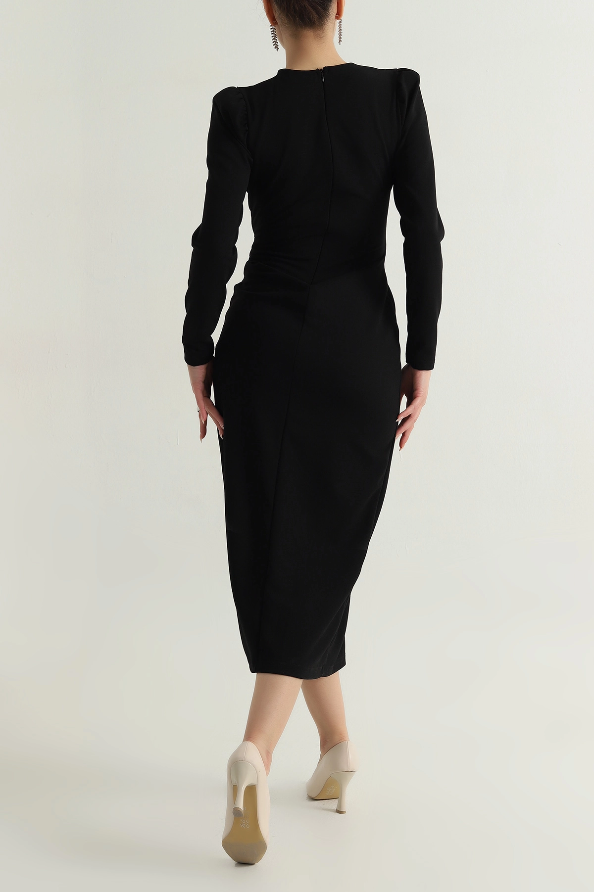 Siyah Crep Kruvaze Yaka İğneli Abiye 397553