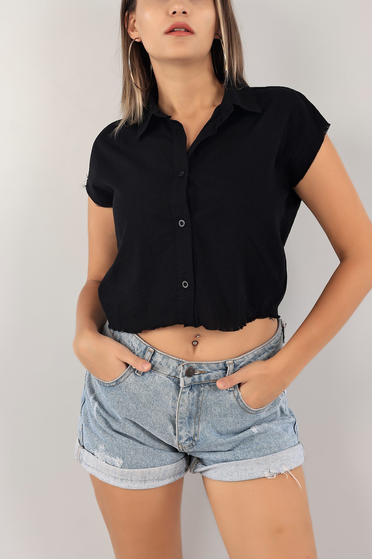 Siyah Crop Keten Gömlek 124644
