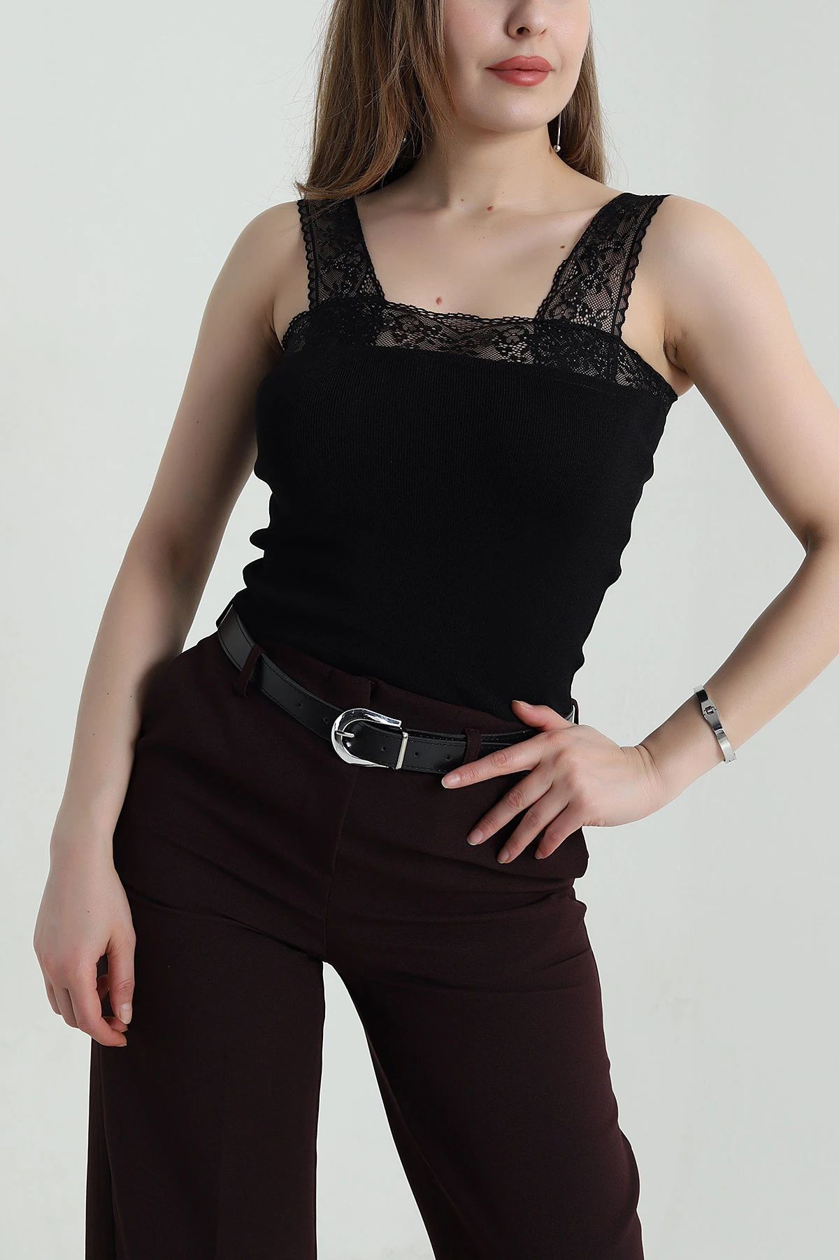 Siyah Dantelli Triko Kadın Atlet 456799