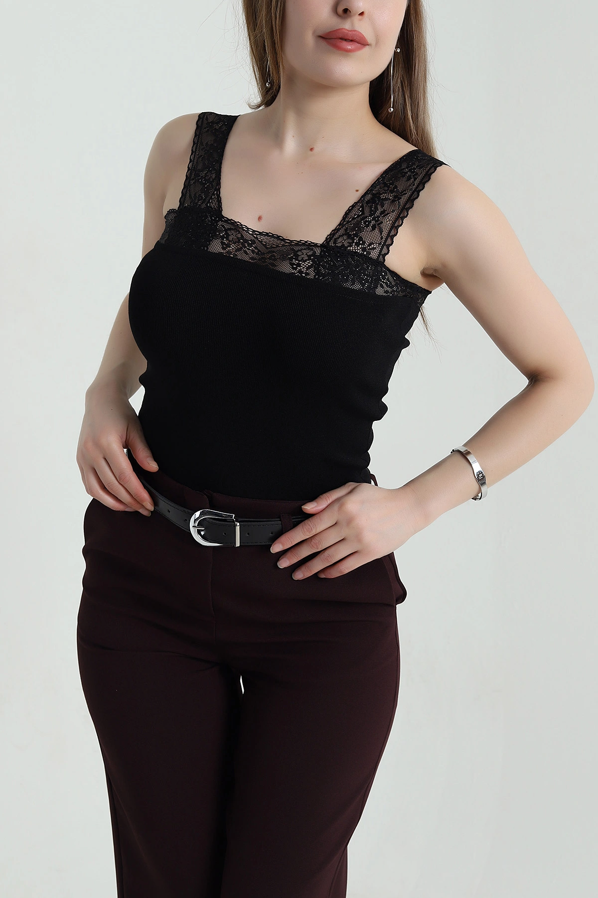 Siyah Dantelli Triko Kadın Atlet 456799