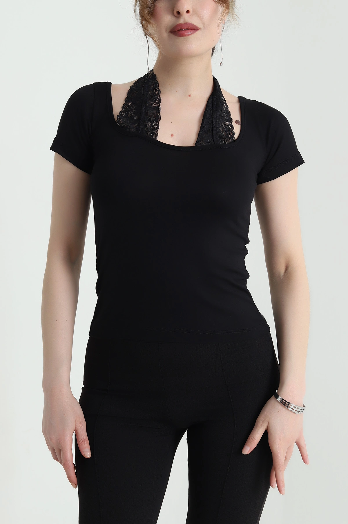 Siyah Dantelli Viskon Kadın Bluz 453106