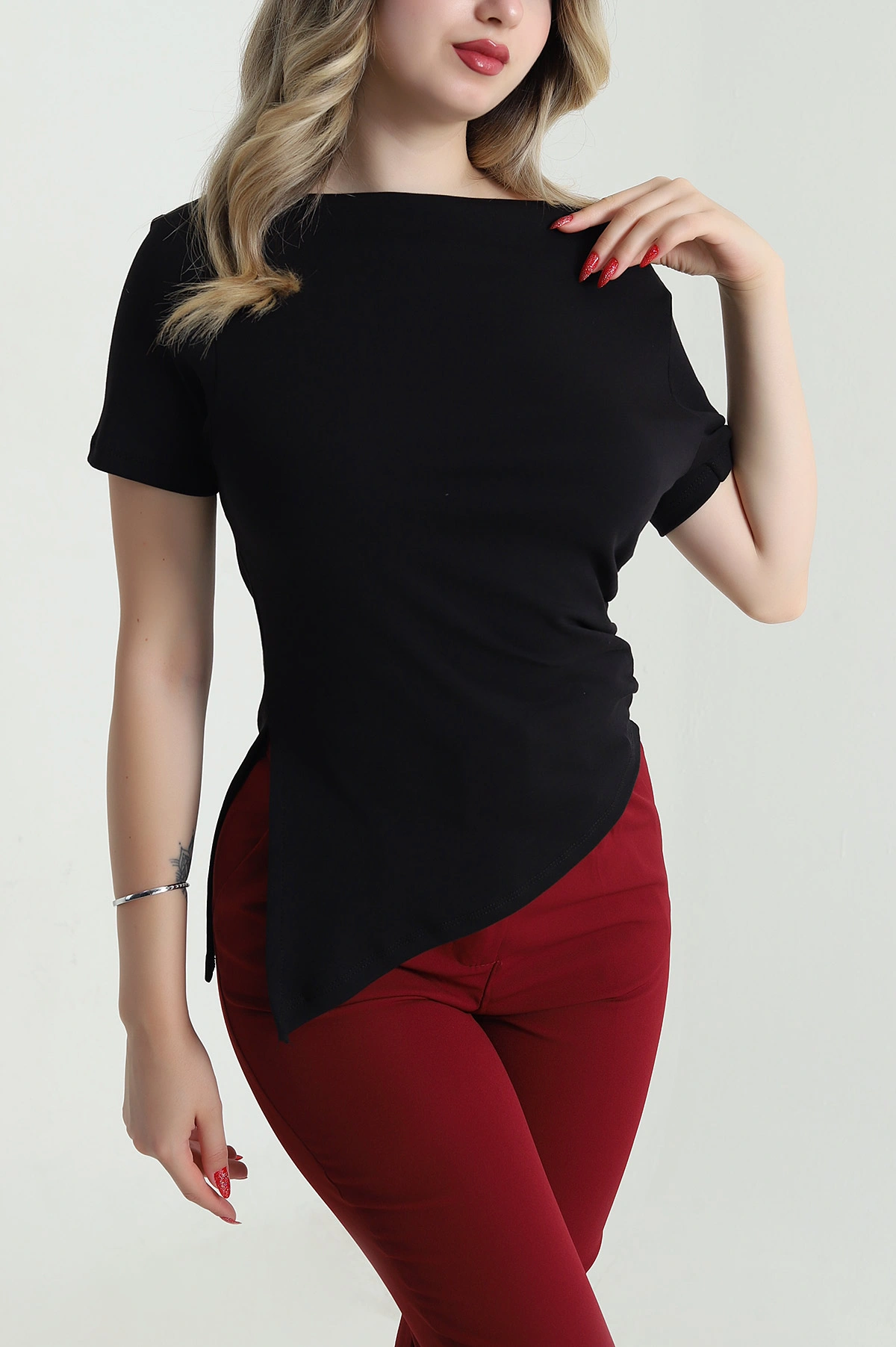 Siyah Degaje Yaka Büzgülü Yırtmaçlı Bluz 481562