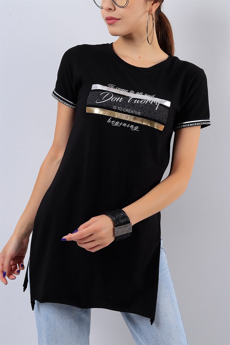 Siyah Desenli Yırtmaç Detay Bayan Tişört 16230B
