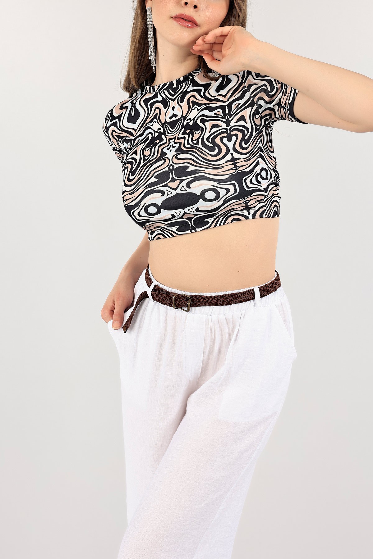 Siyah Dijital Baskılı Crop Bluz 115326