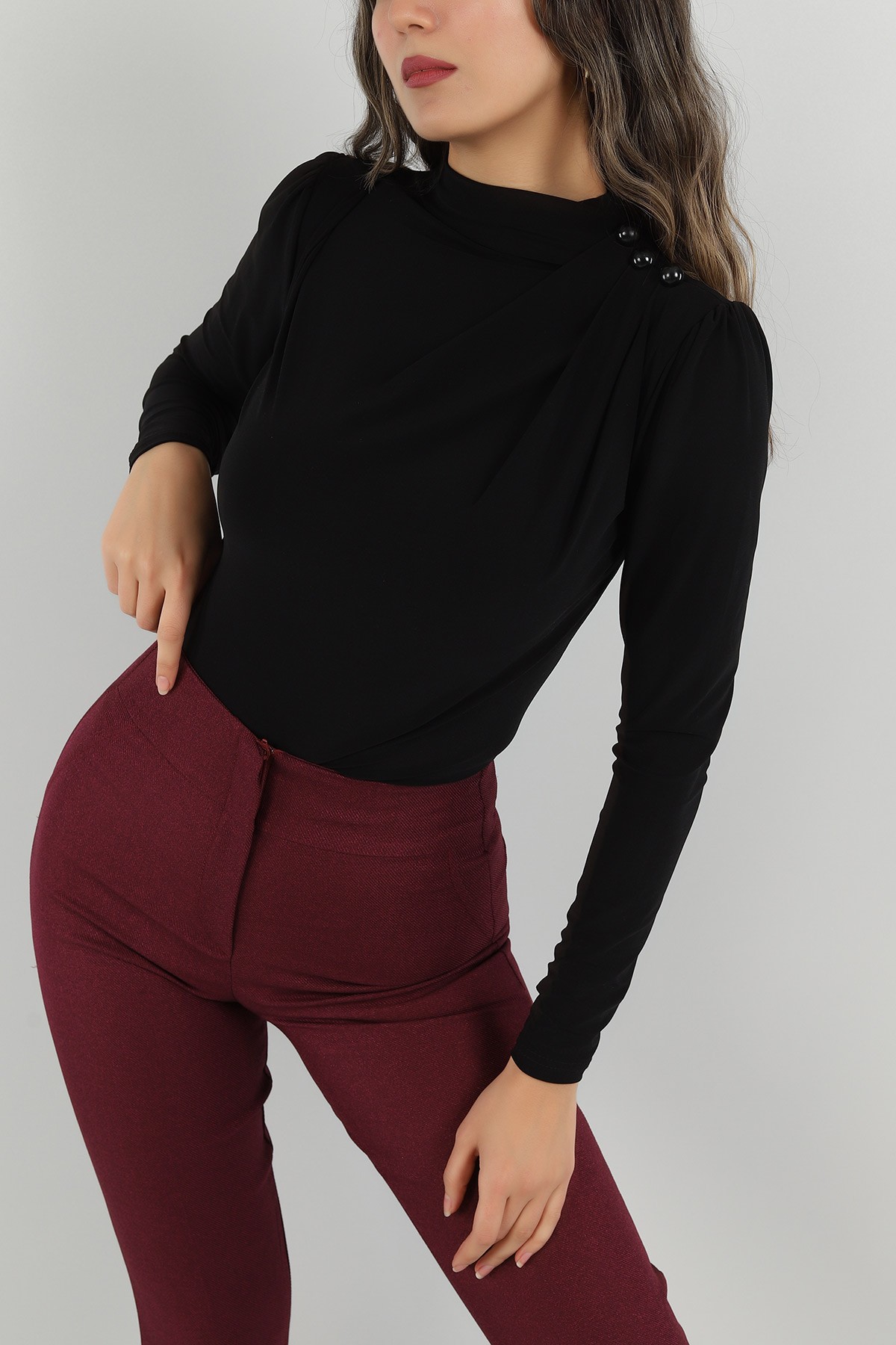 Siyah Düğme Tasarım Sendy Bluz 149271
