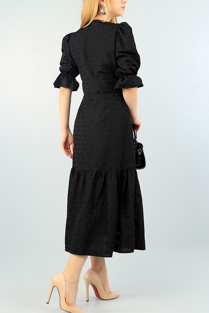 Siyah Düğmeli Fisto İşlemeli Dokuma Elbise 65071