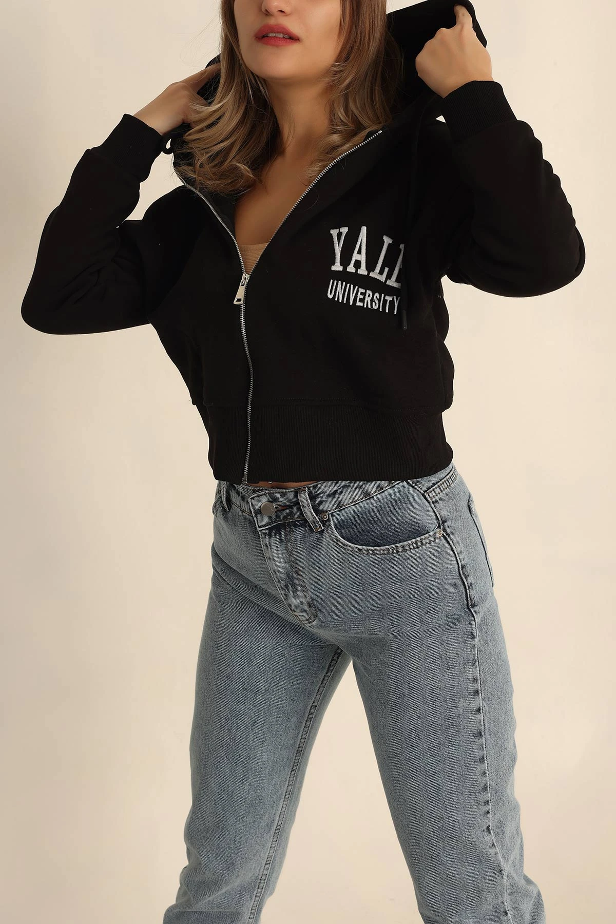Siyah Fermuarlı İçi Şardonlu Bayan Sweat 224407