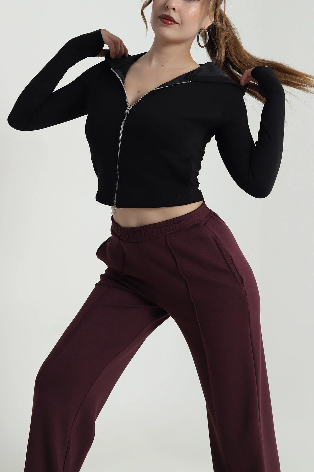 Siyah Fermuarlı Oysho Kadın Sweat 483618