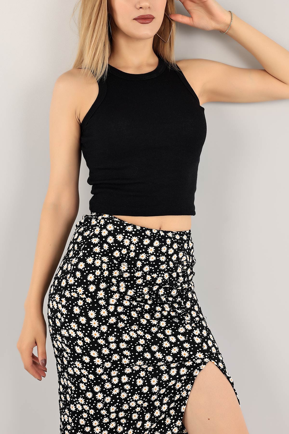 Siyah Fitilli Likralı Bayan Crop Atlet 118263