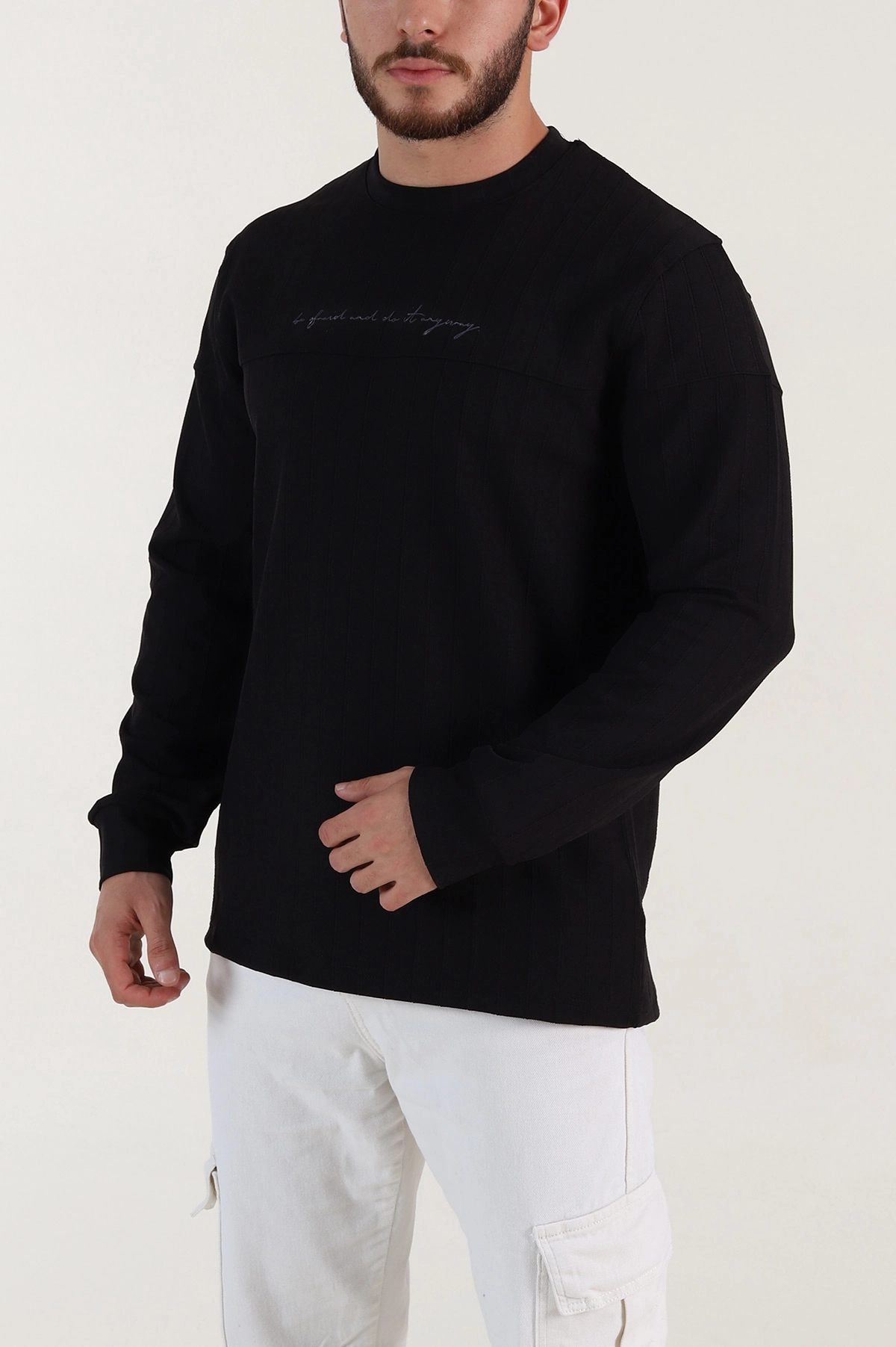 Siyah Fitilli Nakışlı Bisiklet Yaka Erkek Sweatshirt 396903