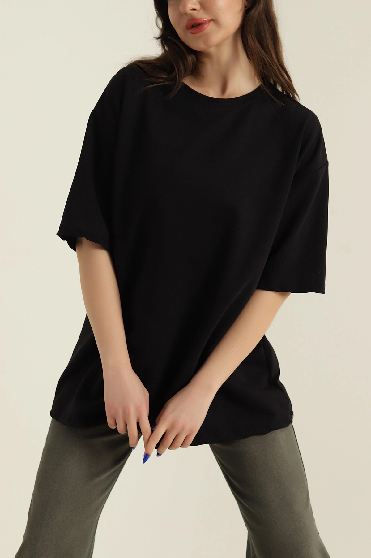 Siyah İki İp Bisiklet Yaka Kadın Oversize Tişört 423908