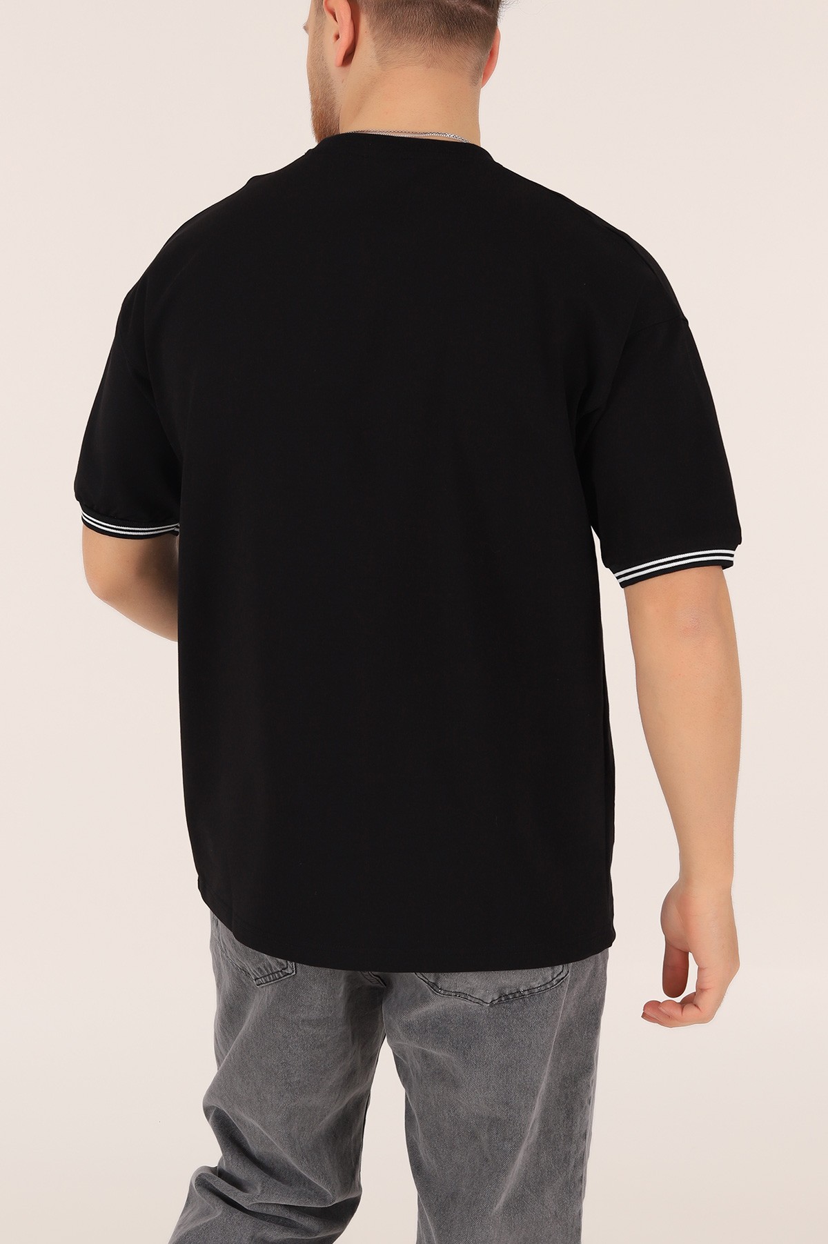 Siyah İki İp İşlemeli Oversize Tişört 163544
