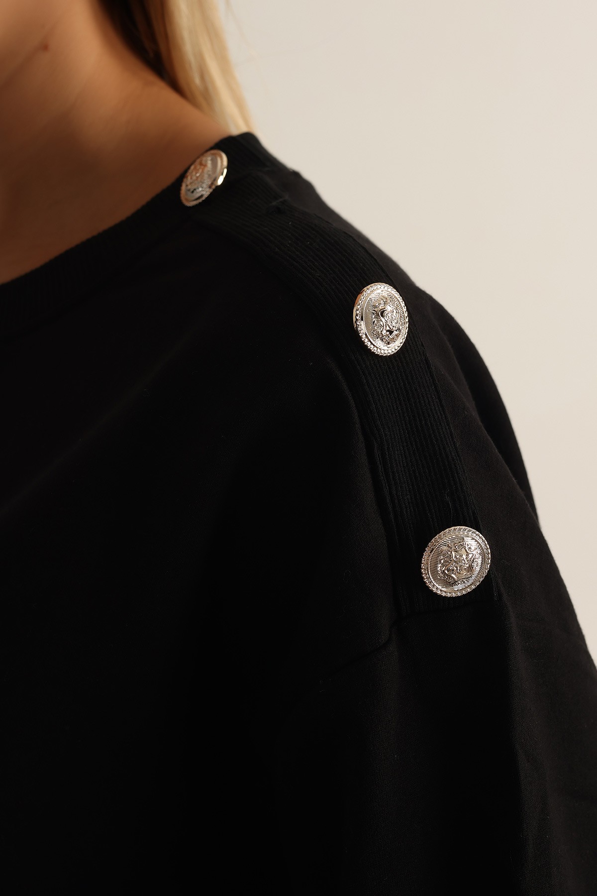 Siyah İki İp Nakışlı Sweat 199562