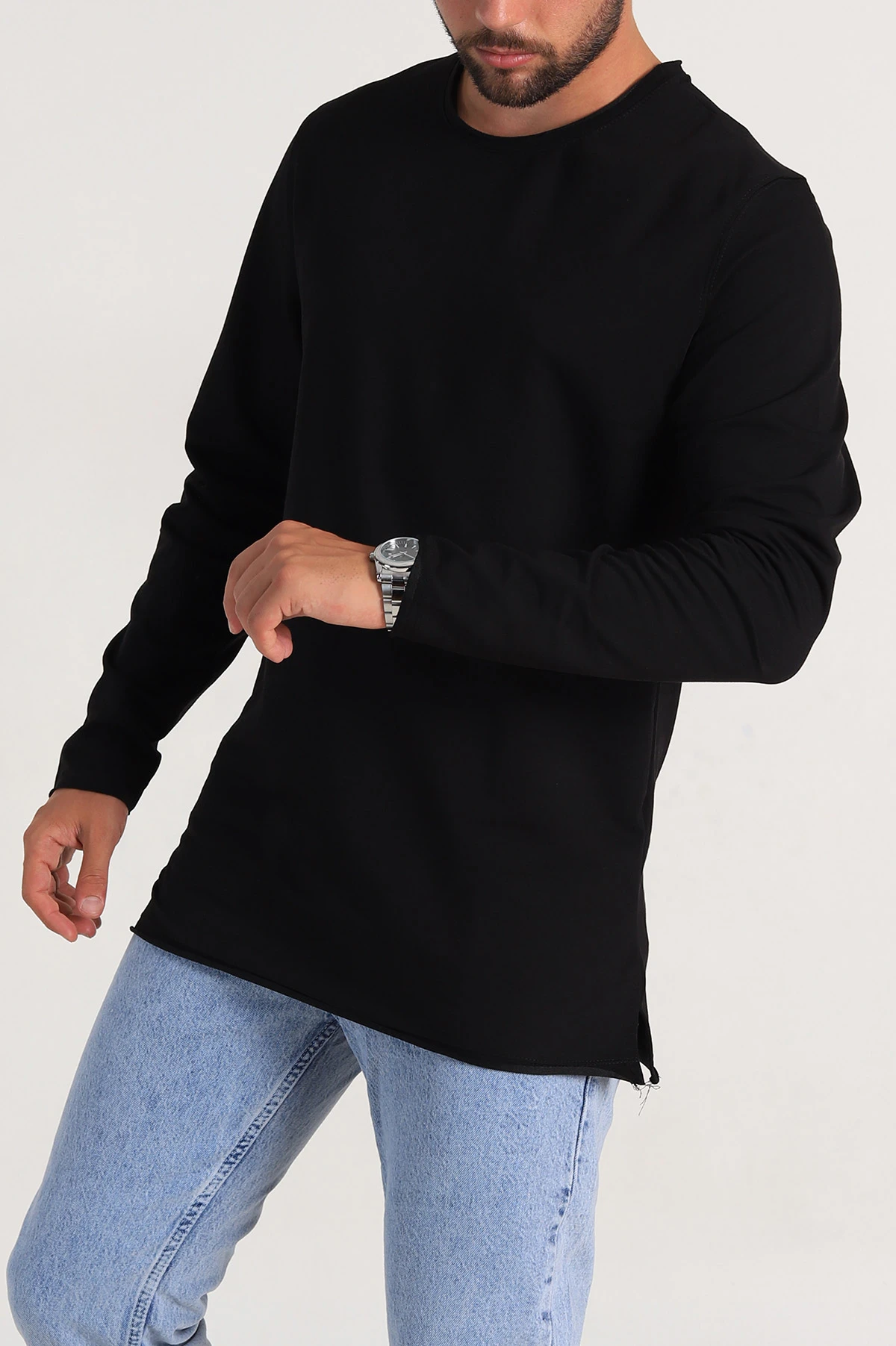 Siyah İki İp Yırtık Yaka Detaylı Basic Erkek Sweatshirt 299818
