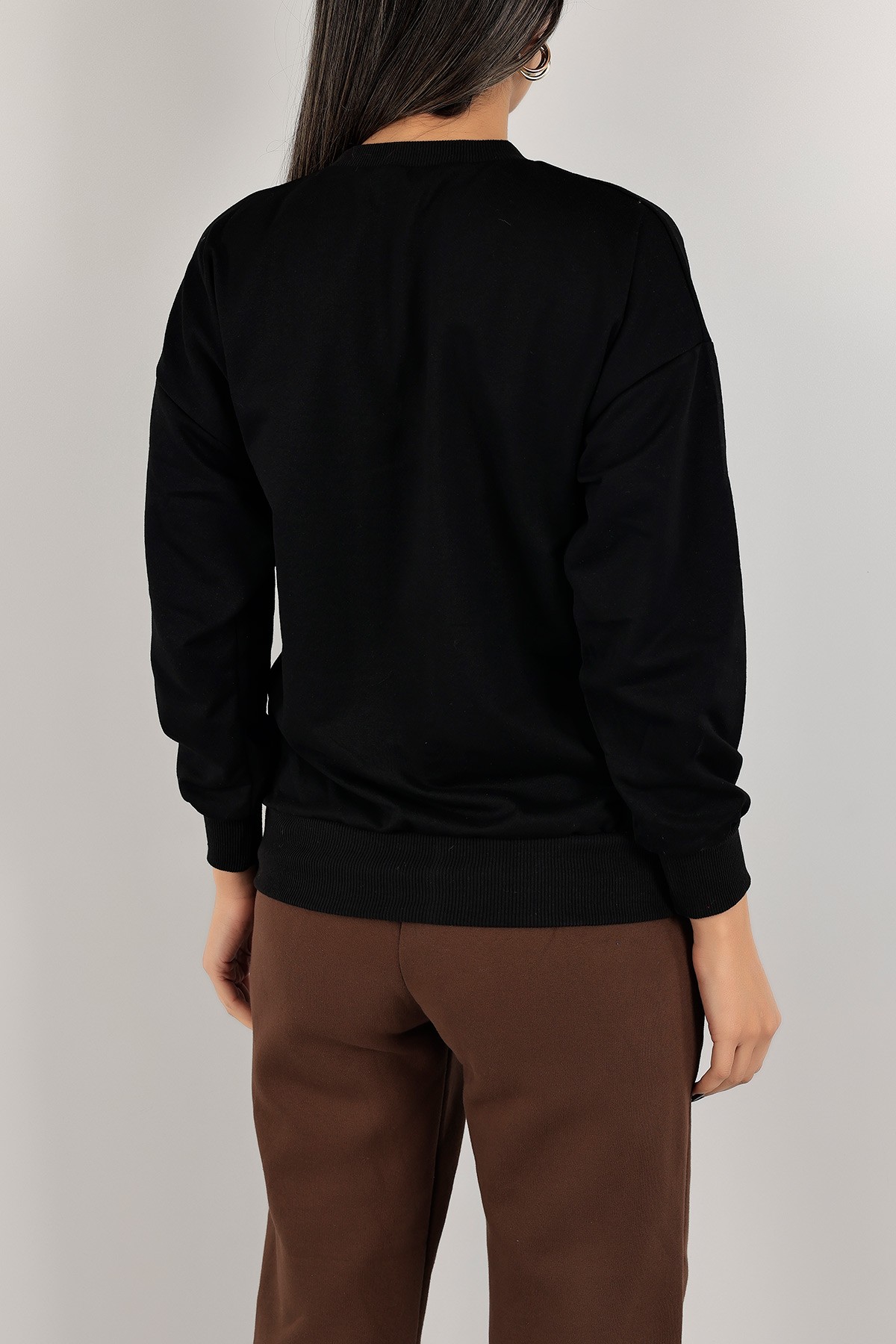 Siyah İki İplik Nakışlı Sweat 141343