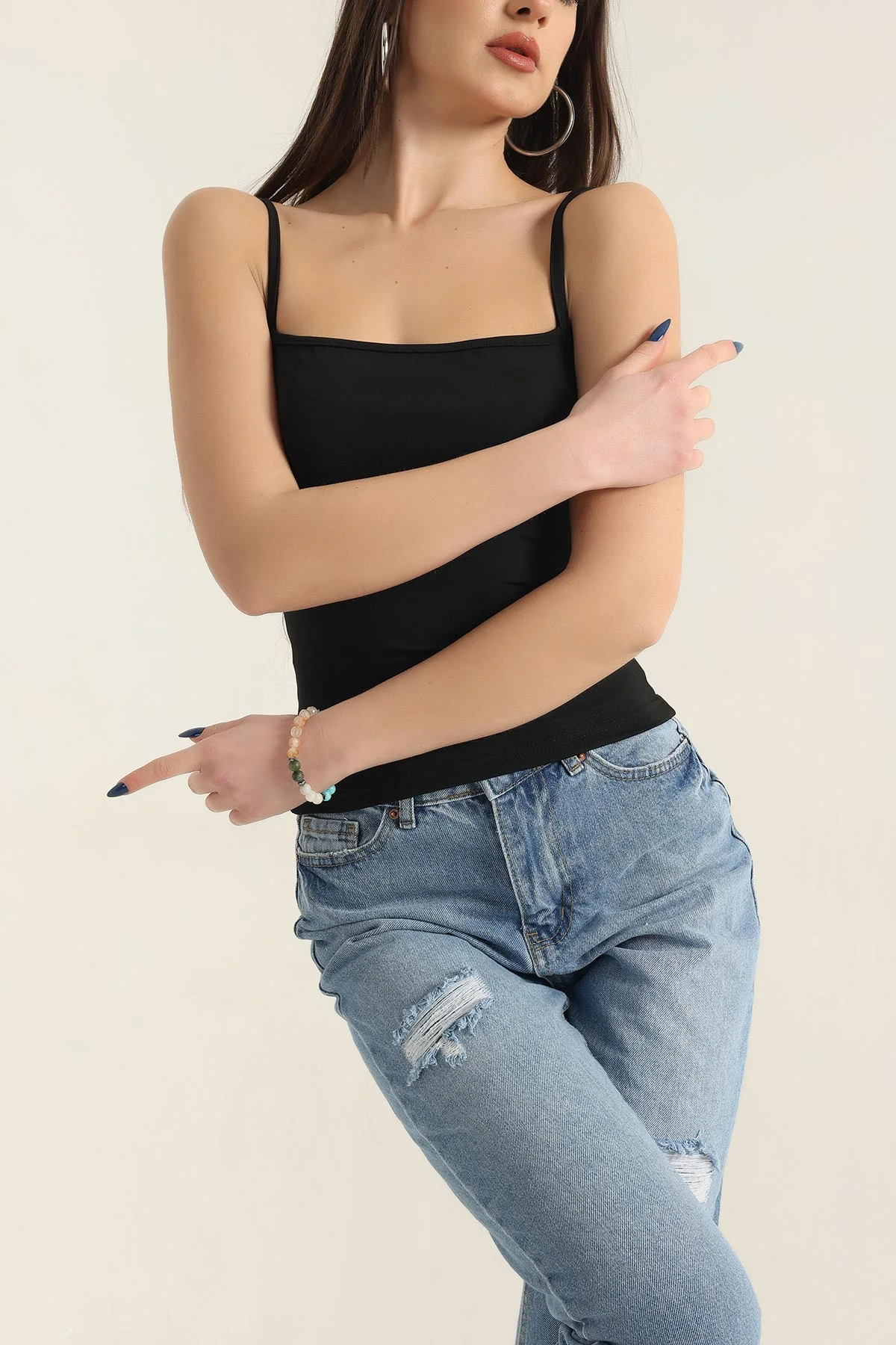 Siyah İp Askılı Likralı Sandy Bluz 337397