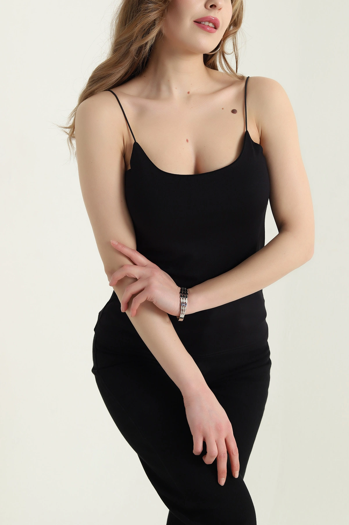 Siyah İp Askılı Viskon Kadın Atlet 432276