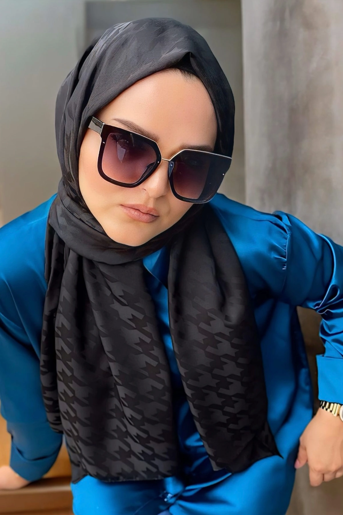 Siyah İpeksi Jakarlı Kazayagı Şal  280053