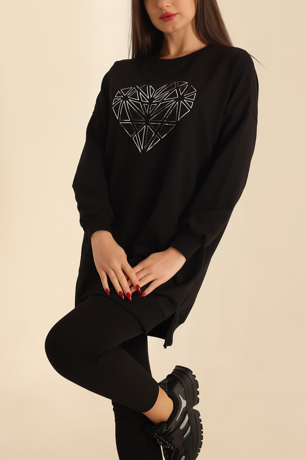Siyah Kalp Gofre Baskılı Sweat 214402