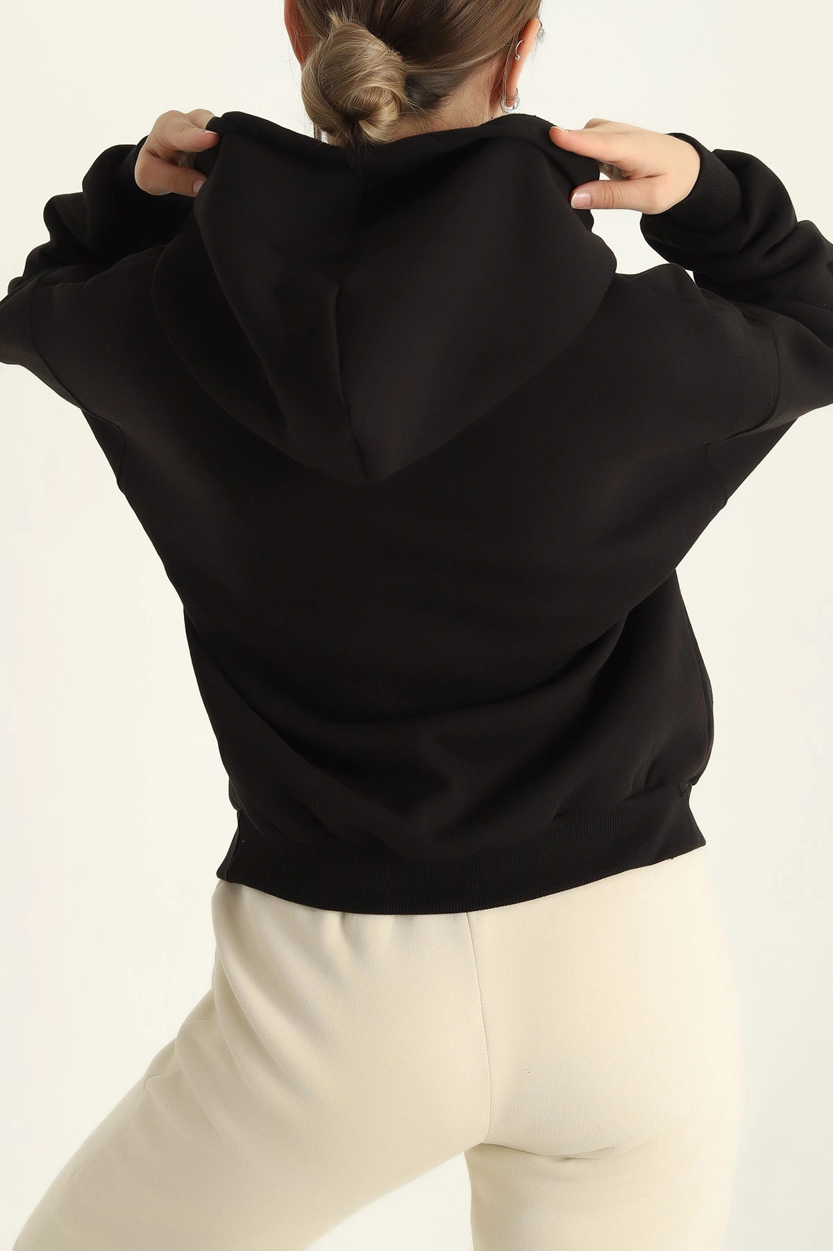 Siyah Kapüşonlu İçi Şardonlu Basic Sweat 292840
