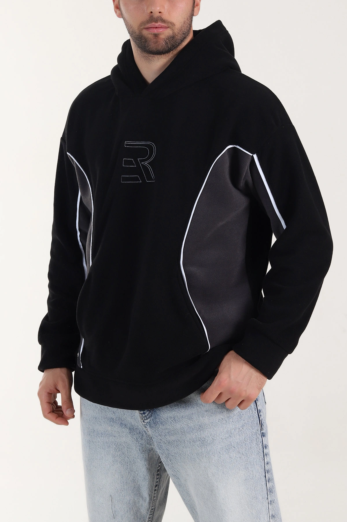 Siyah Kapüşonlu Nakış Detaylı Erkek Sweatshirt 408758