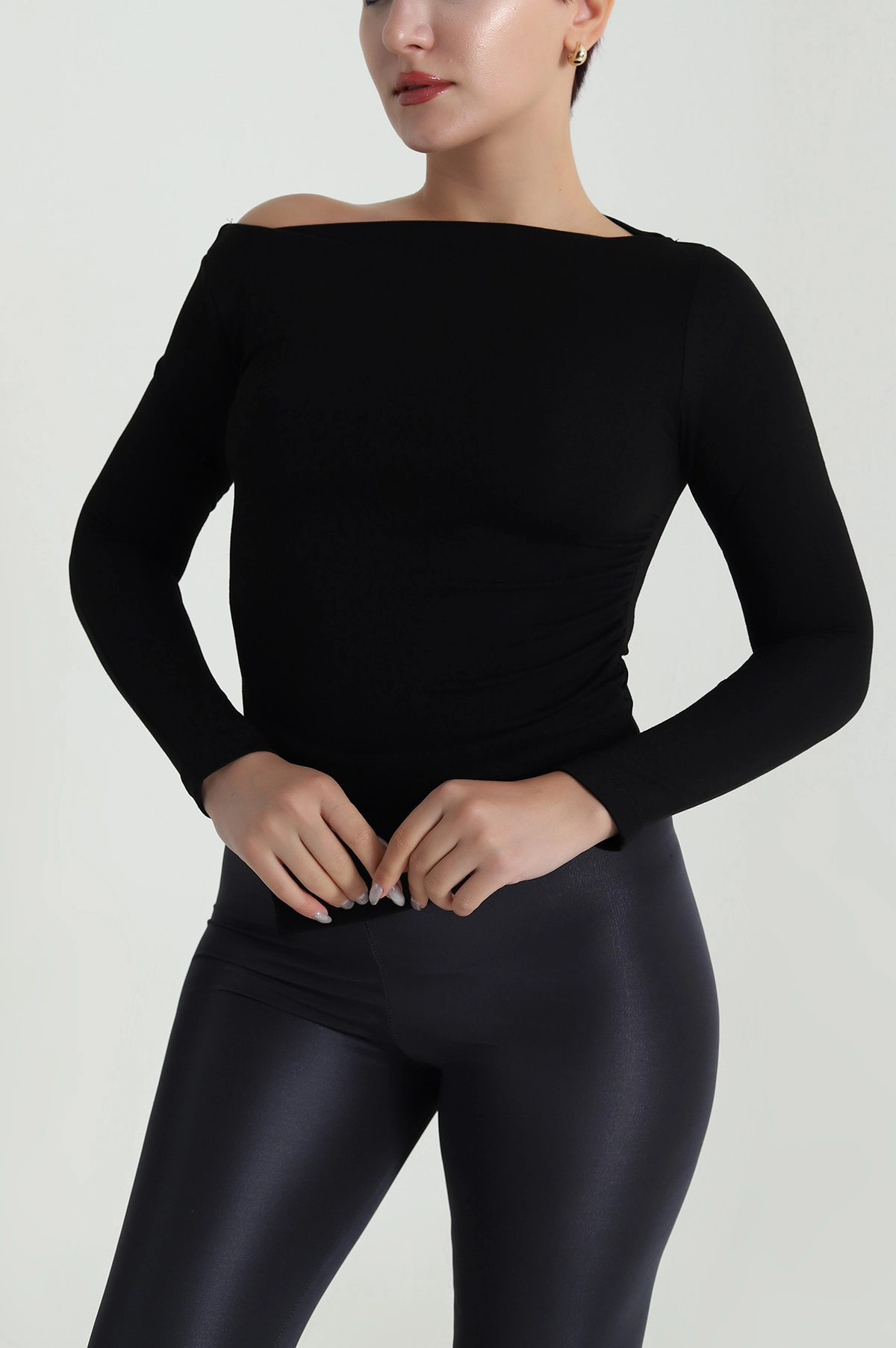 Siyah Kayık Yaka Modal Kadın Bluz 483074