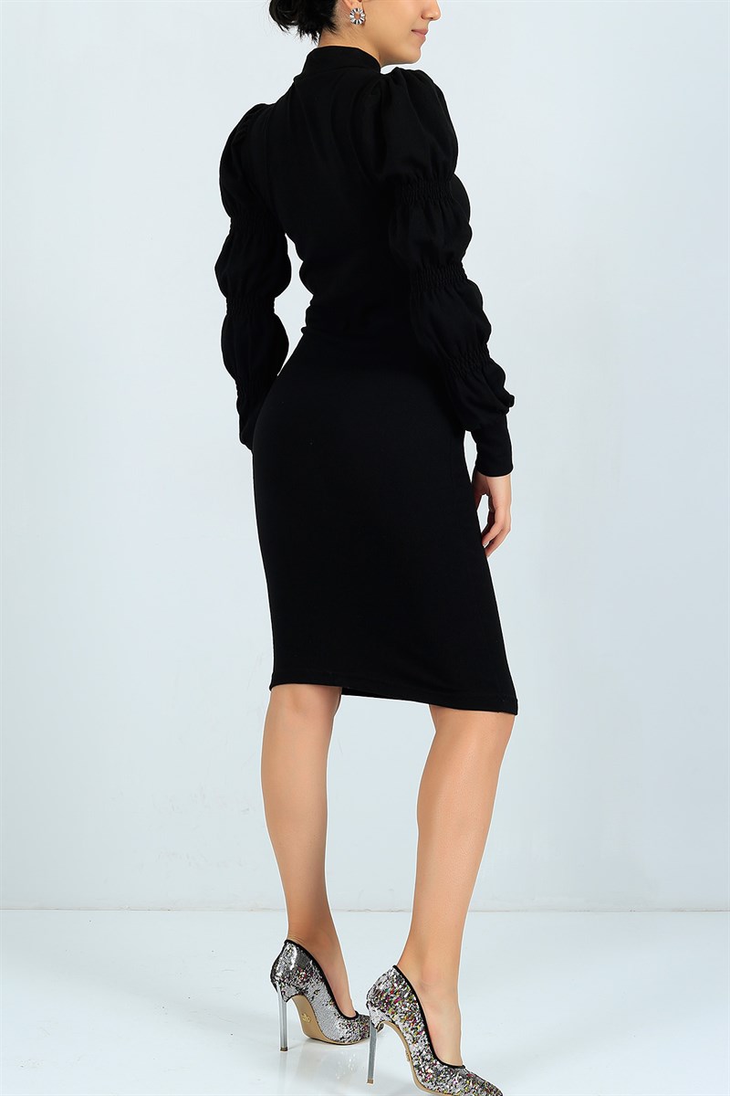 Siyah Kolu Büzgülü Triko Elbise 24420B