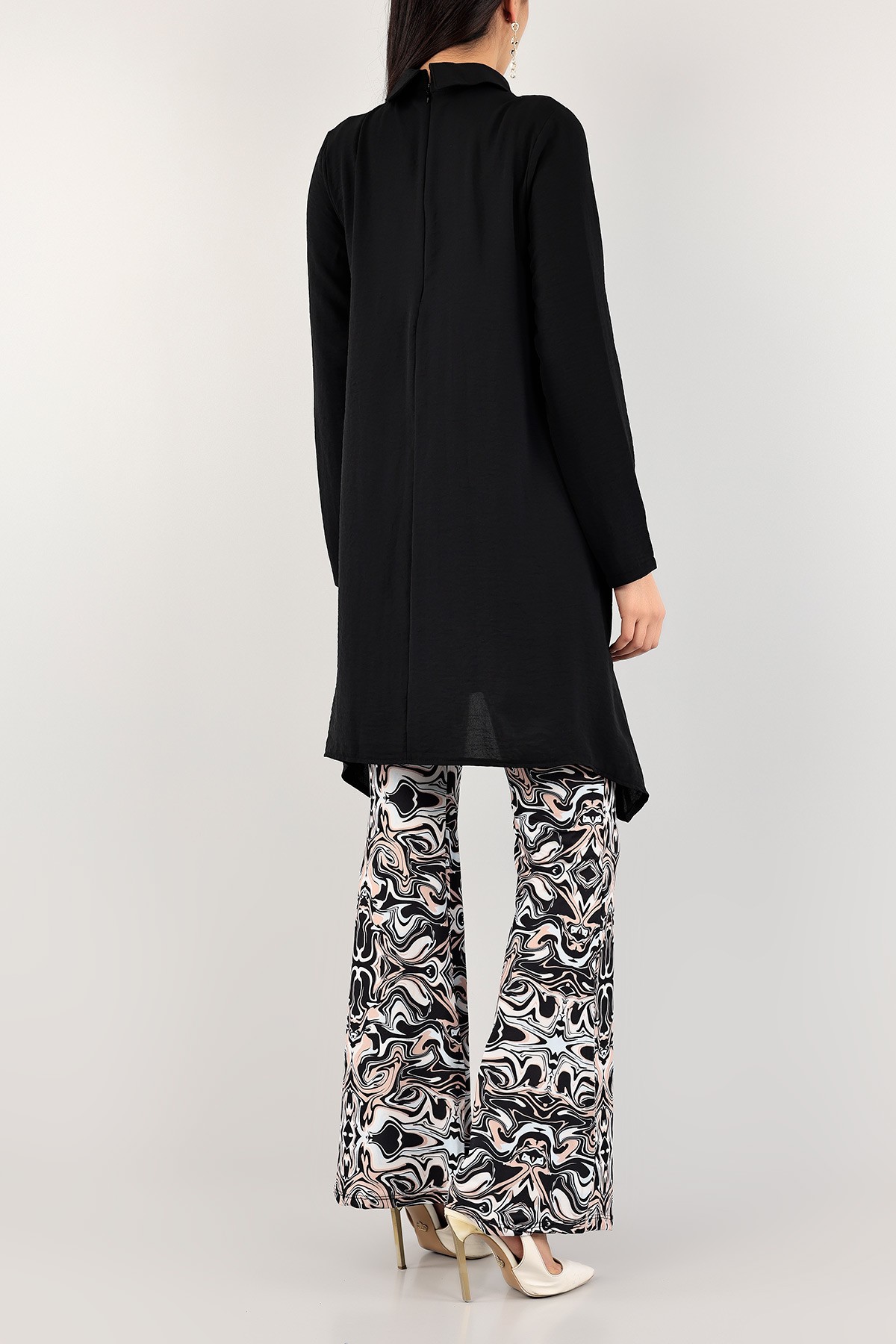 Siyah Kolyeli Aerobin Kumaş Tunik 109422