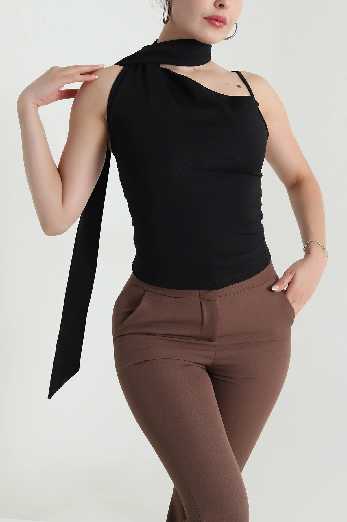 Siyah Kravatlı Sandy Kadın Bluz 477877