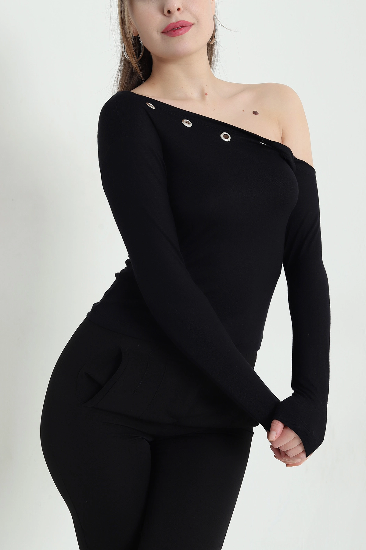 Siyah Kuş Gözü Detay Buzzy Kadın Bluz 443614