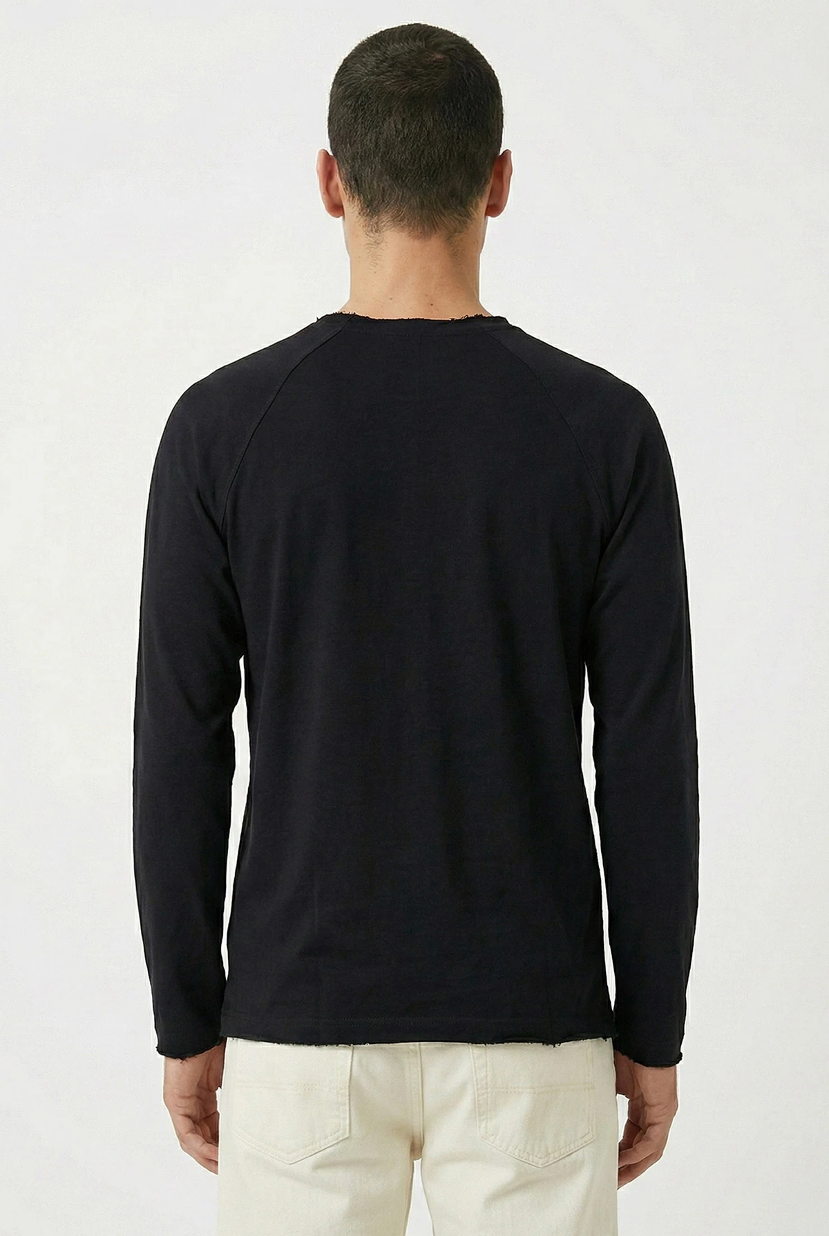 Siyah Lazer Kesim Nakışlı Erkek Sweatshirt 422032