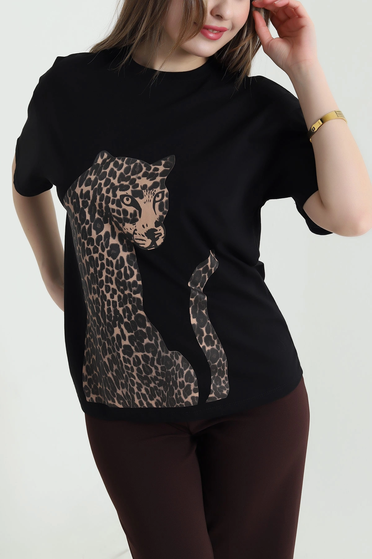 Siyah Leopar Baskılı Süprem Kadın Tişört 440871