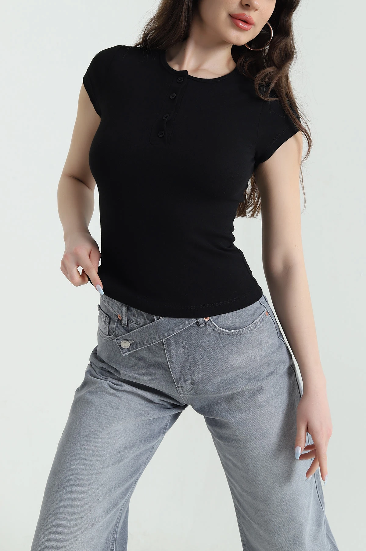Siyah Likralı Düğmeli Kadın Bluz 445540