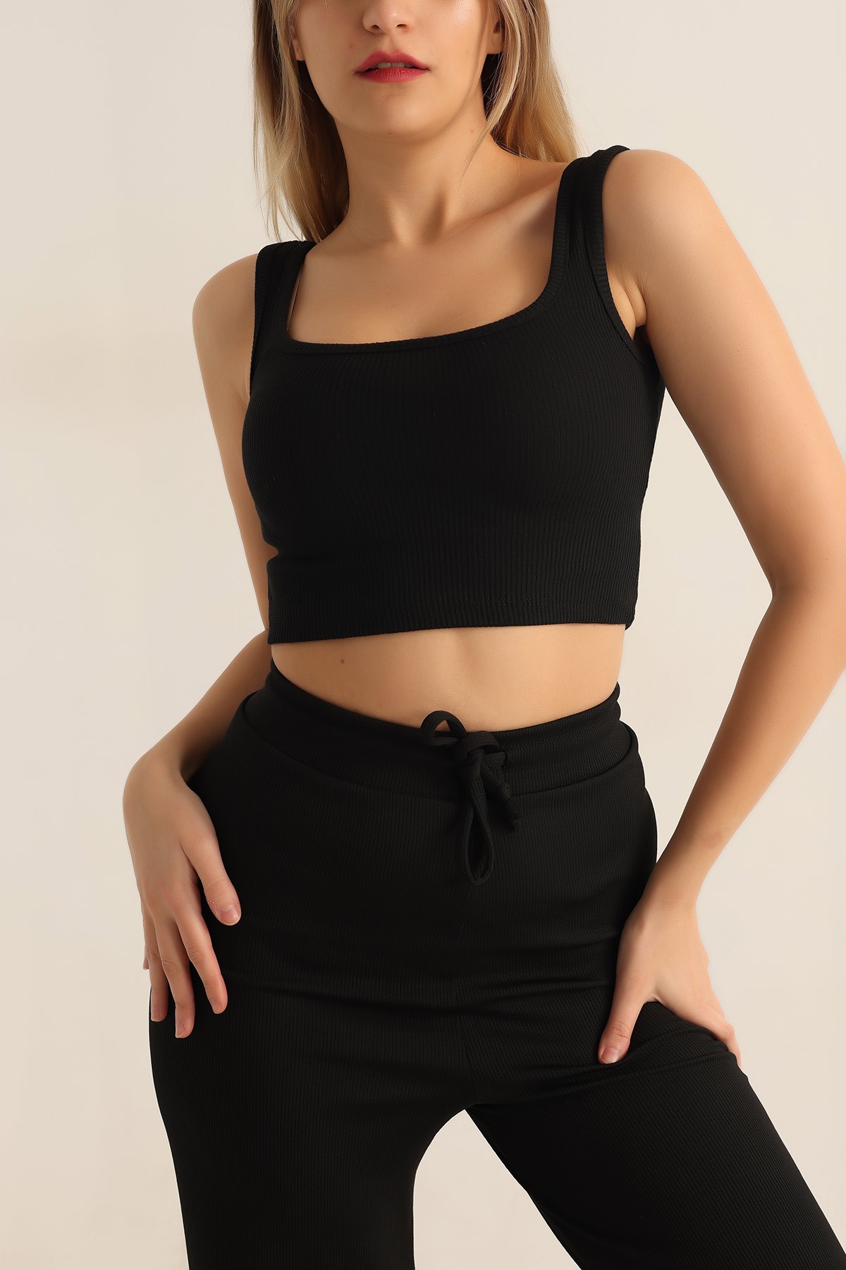 Siyah Likralı Fitilli Crop Atlet 182489