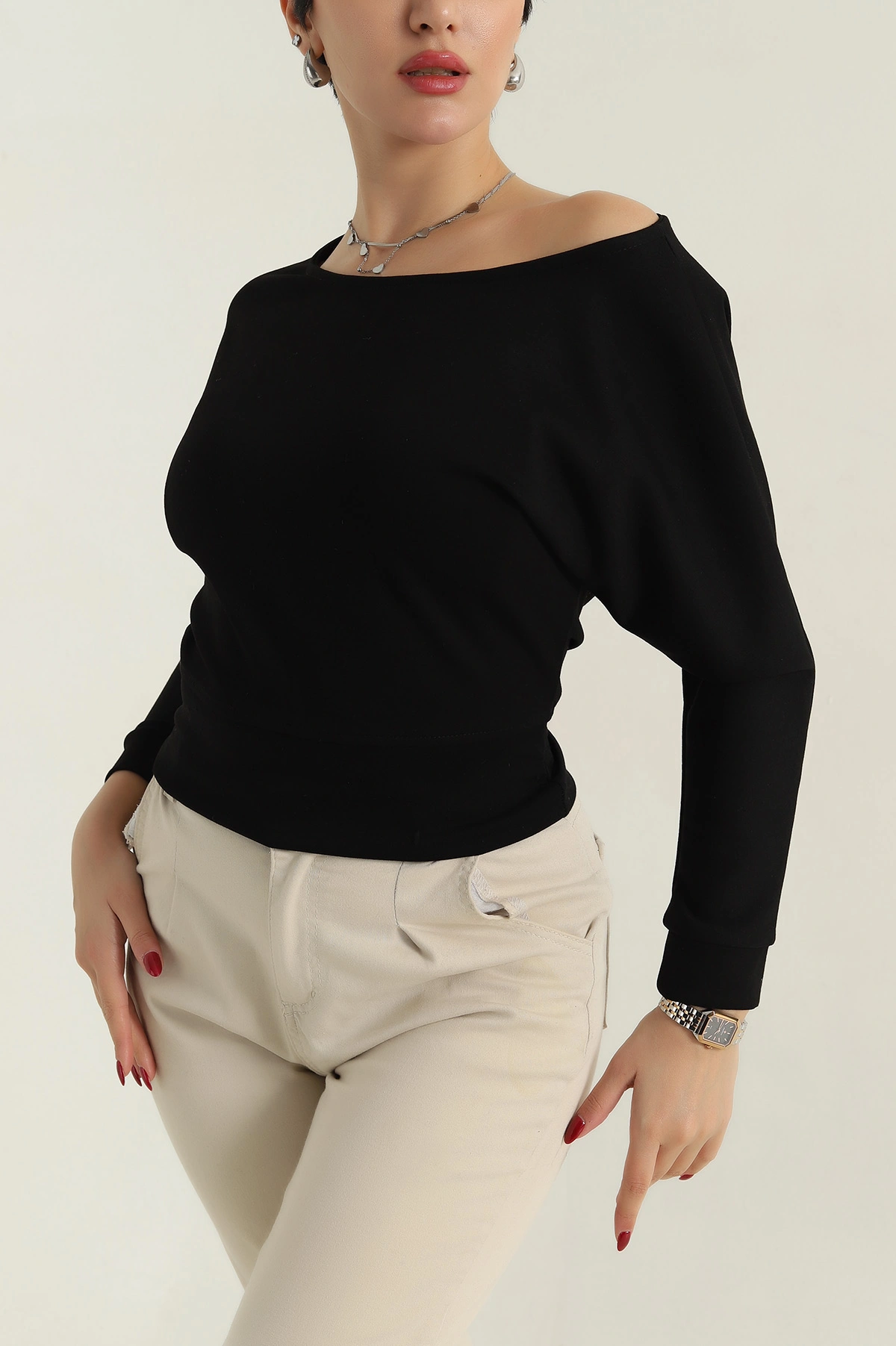 Siyah Likralı Modal Kadın Badi 413953