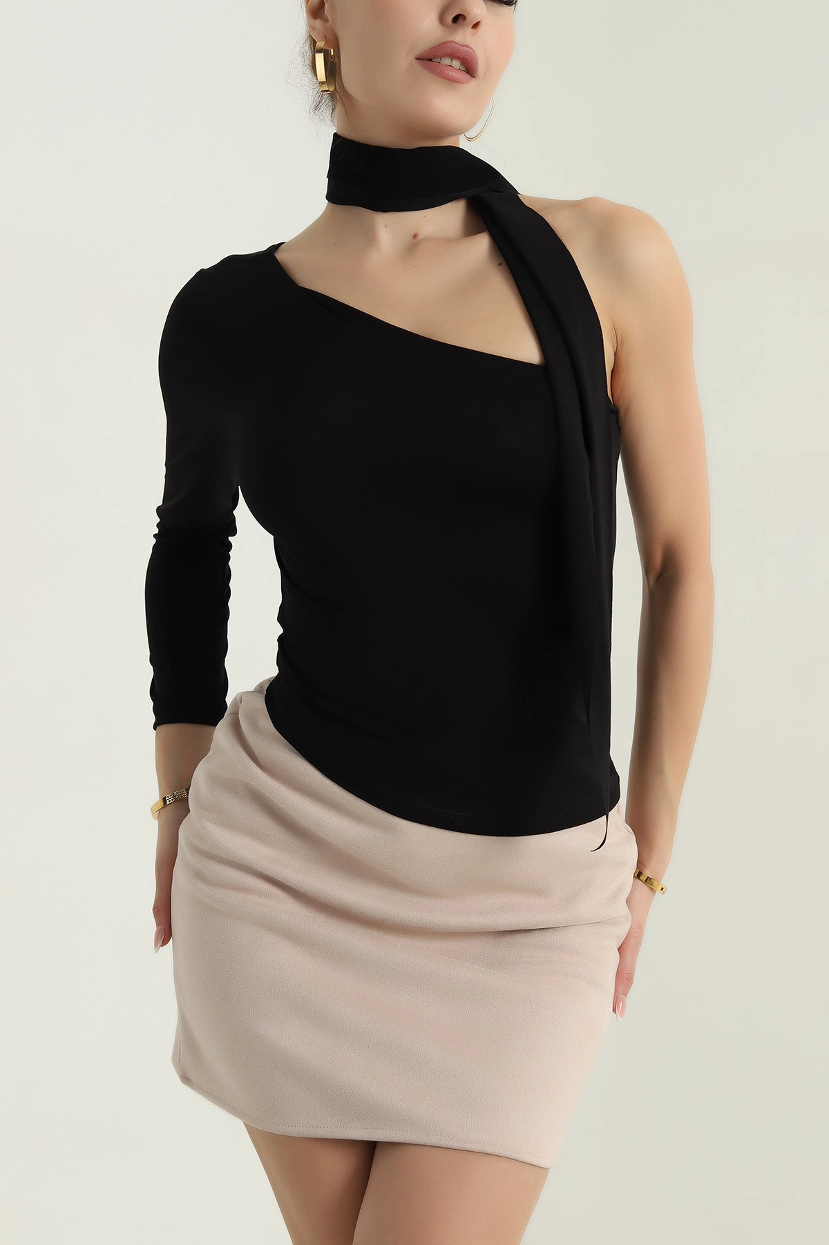 Siyah Likralı Sandy Kadın Bluz 390514