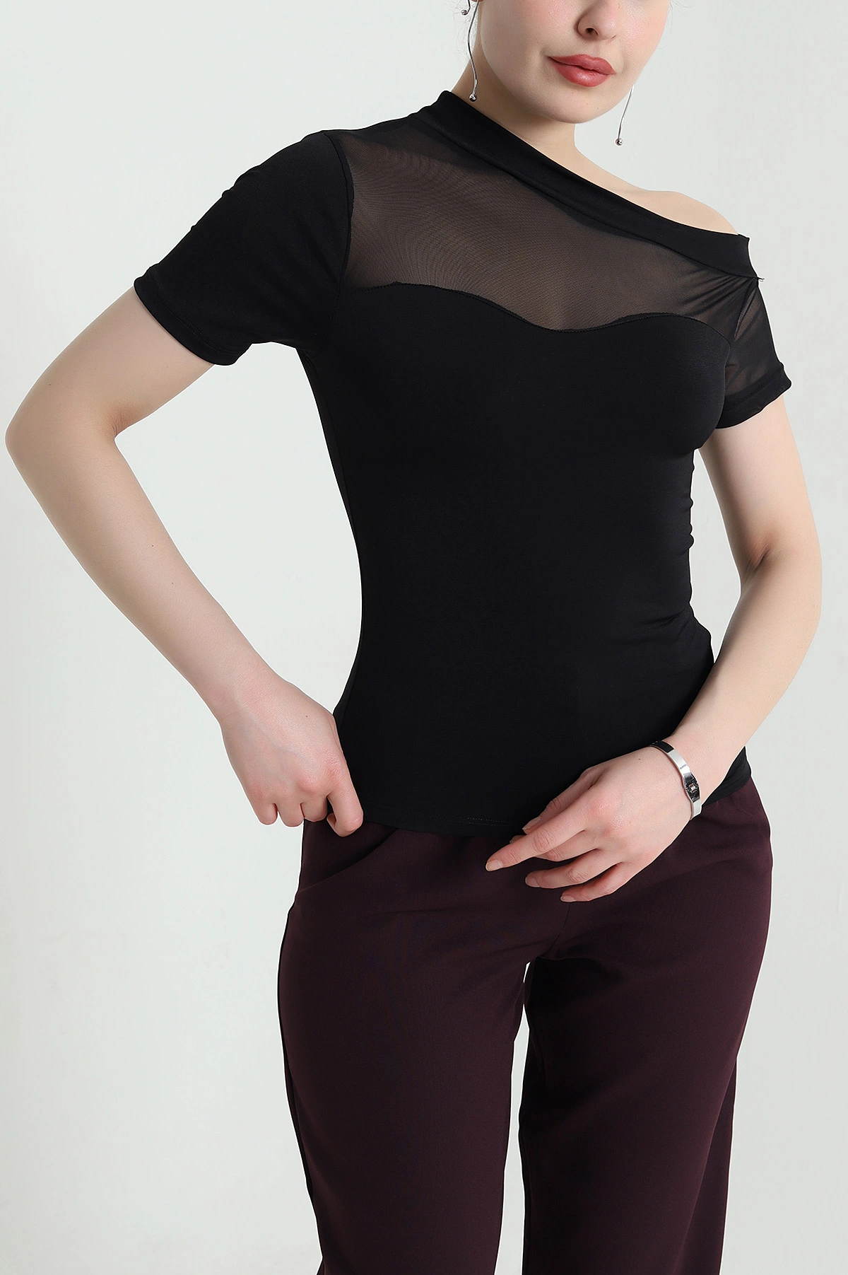 Siyah Likralı Tül Garnili Sandy Kadın Bluz 454327