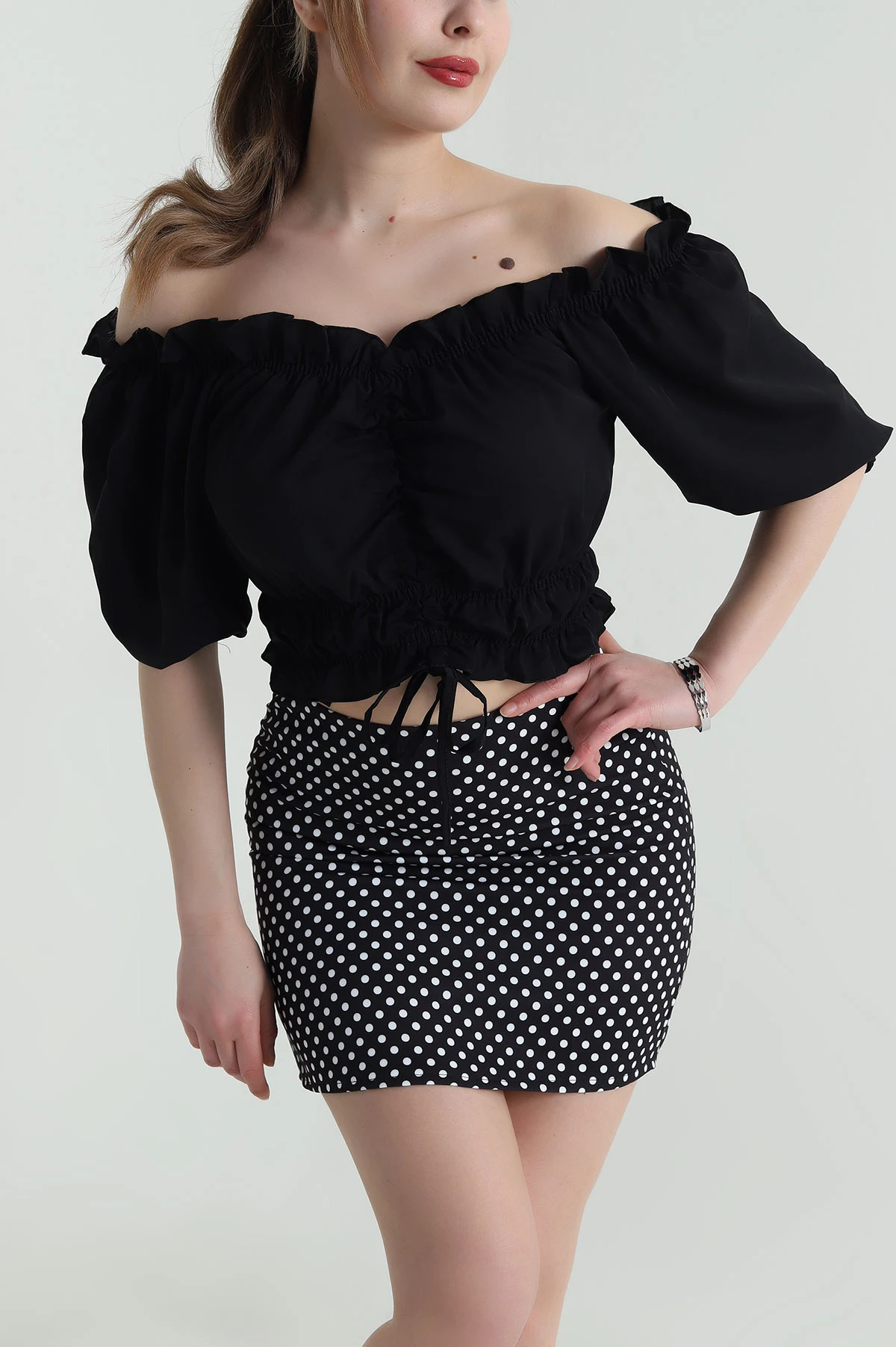 Siyah Madonna Yaka Jesica Kadın Bluz 459123