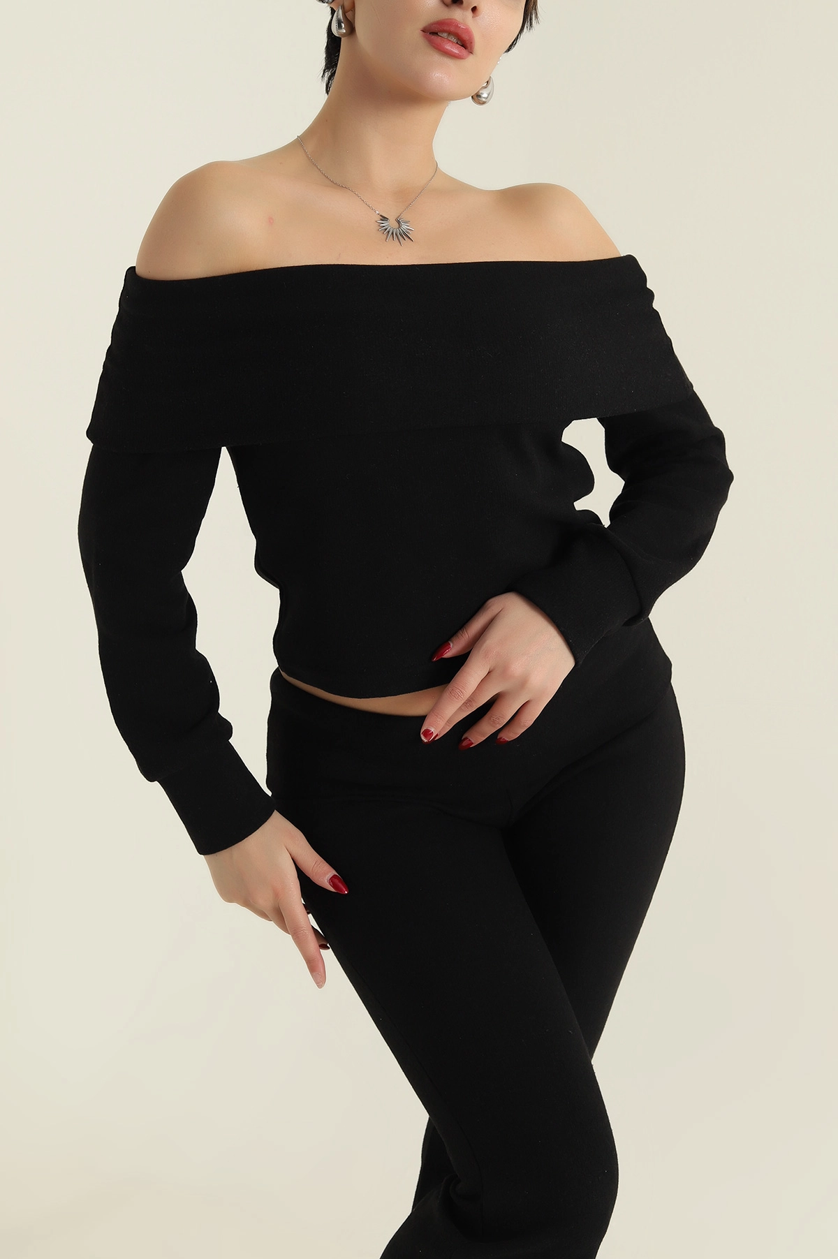 Siyah Madonna Yaka Selanik Kadın İkili Takım 418594