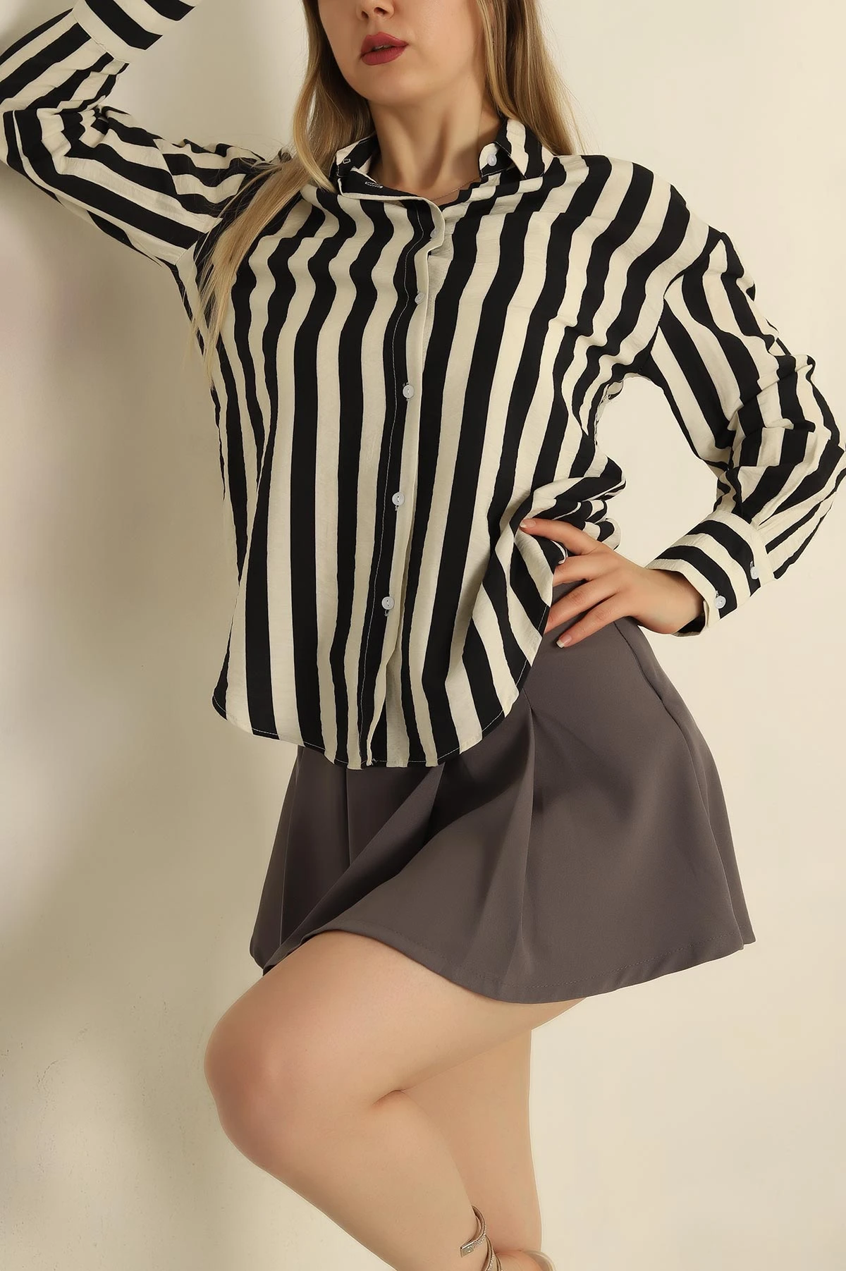 Siyah Modal Çizgili Oversize Efil Kumaş Gömlek 266423