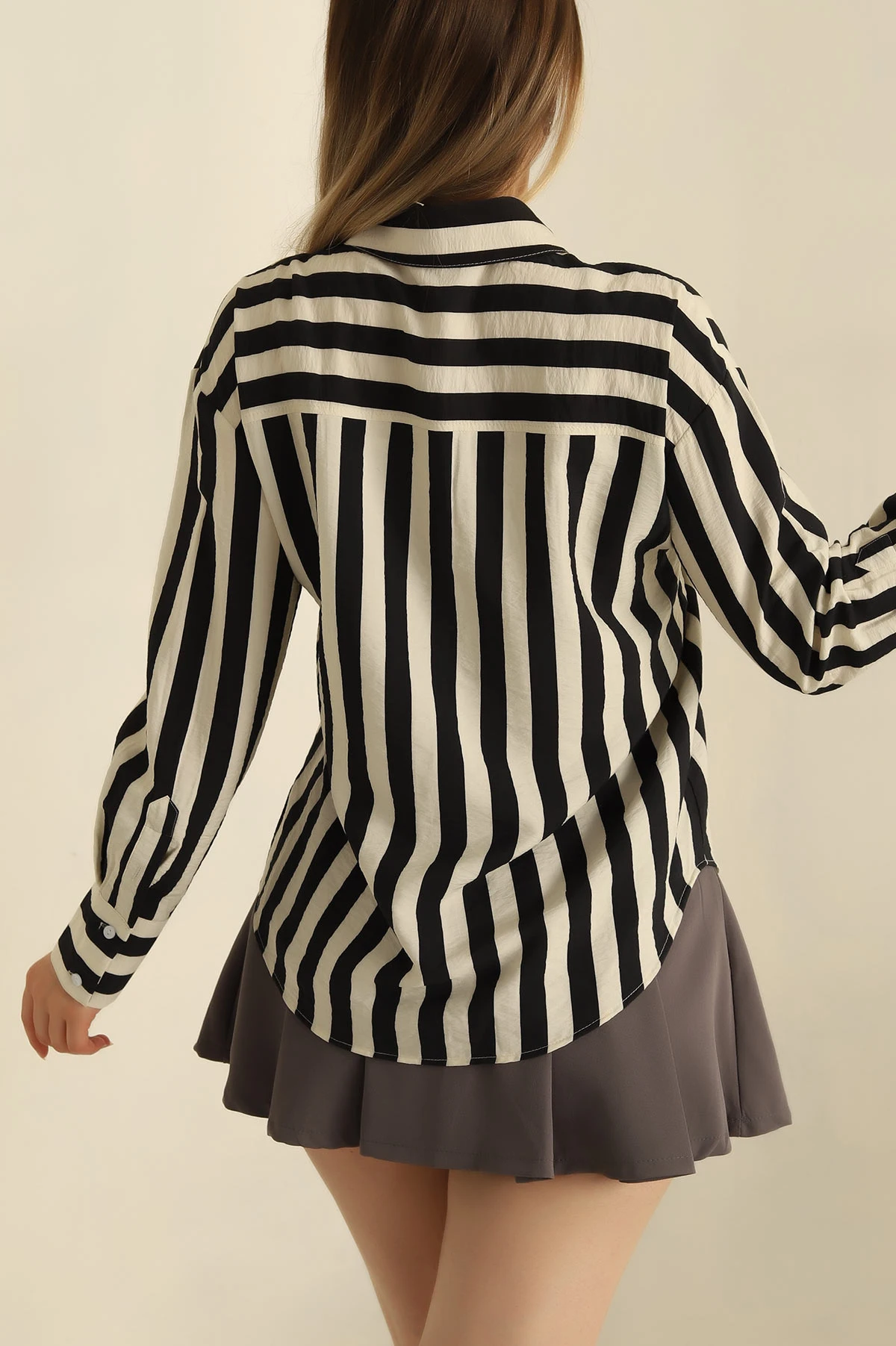 Siyah Modal Çizgili Oversize Efil Kumaş Gömlek 266423